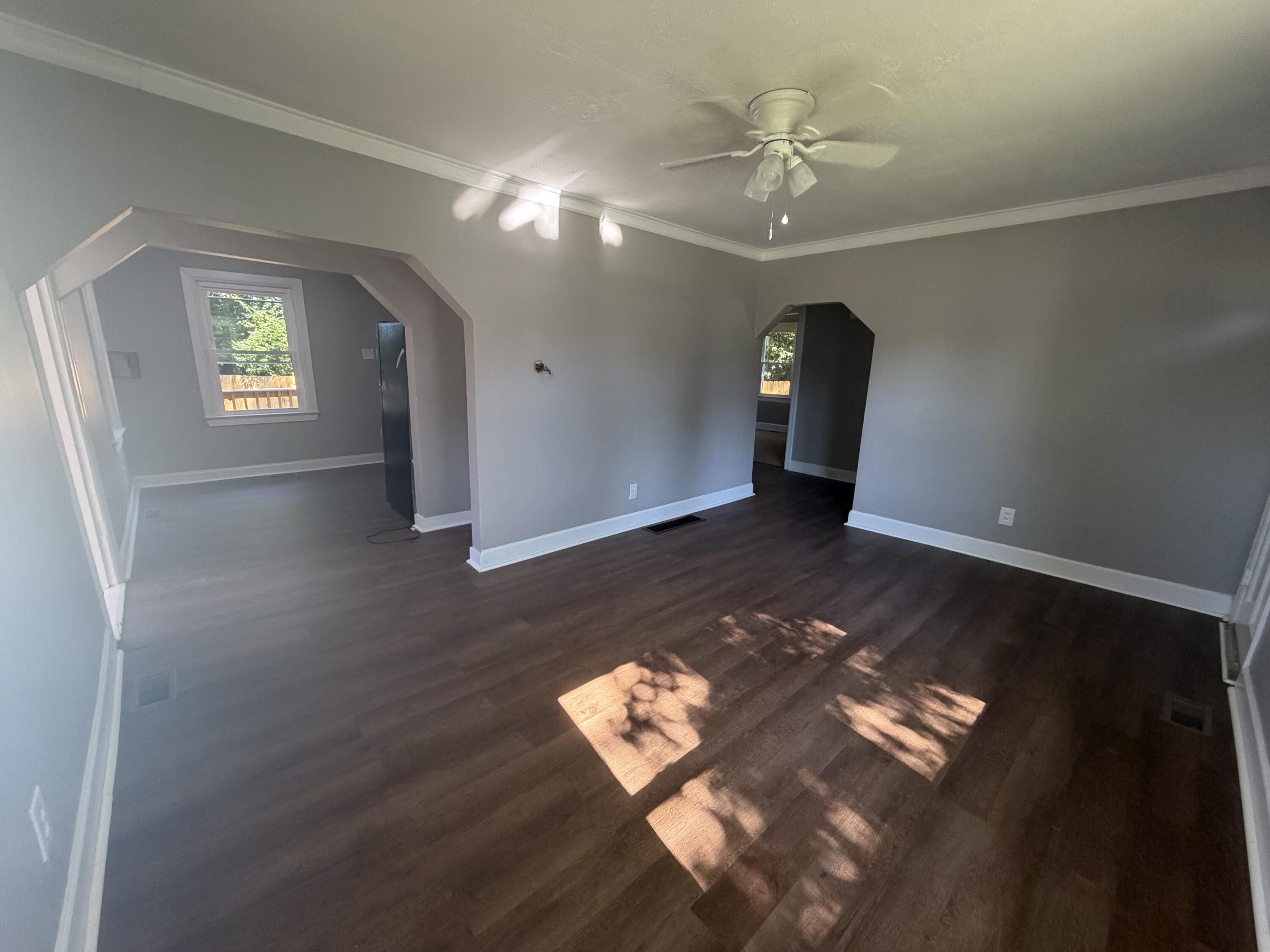 1120 Sparks Road Property Photo 8