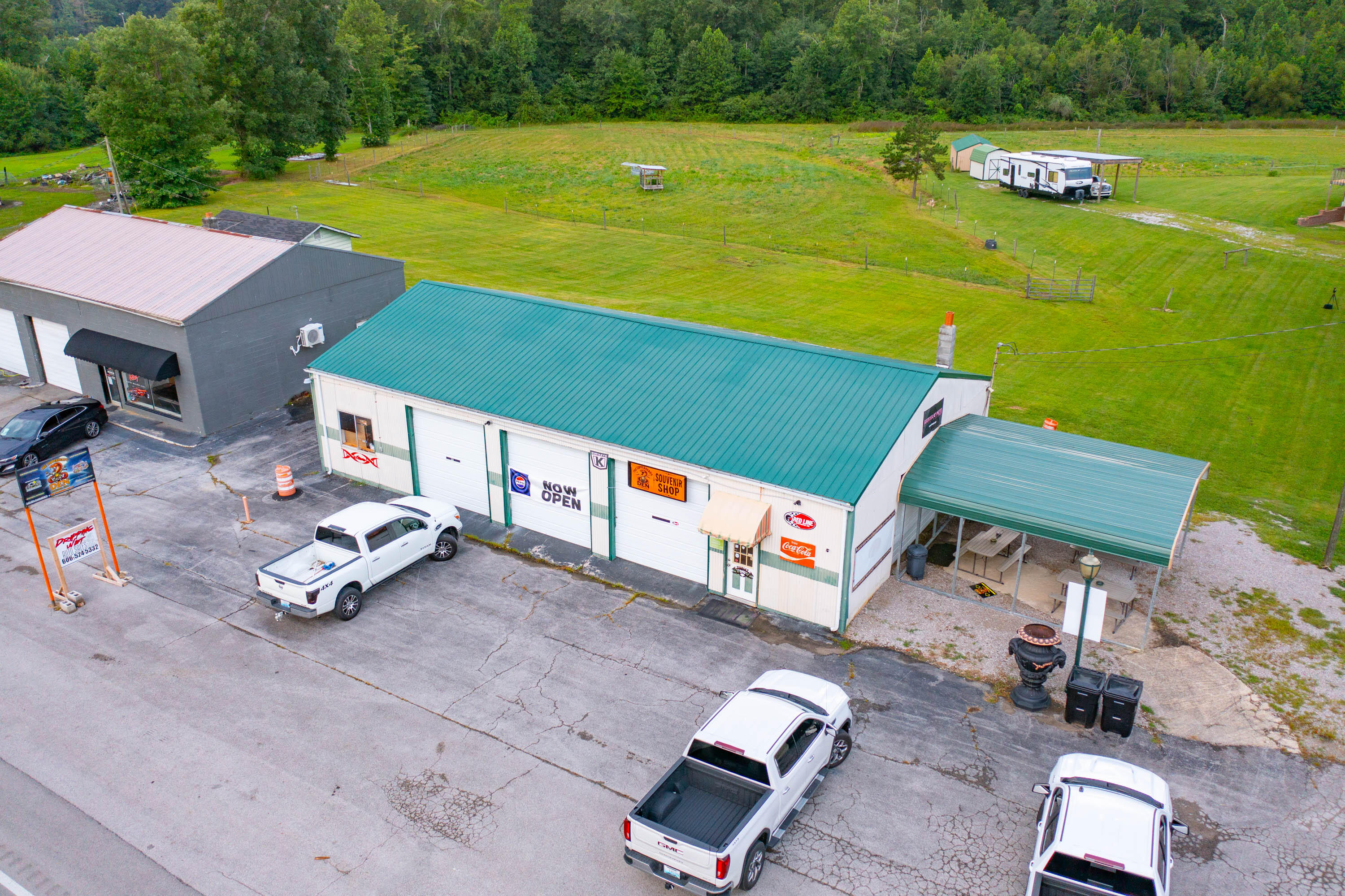 5840 Cumberland Falls Highway 1 Property Photo 4