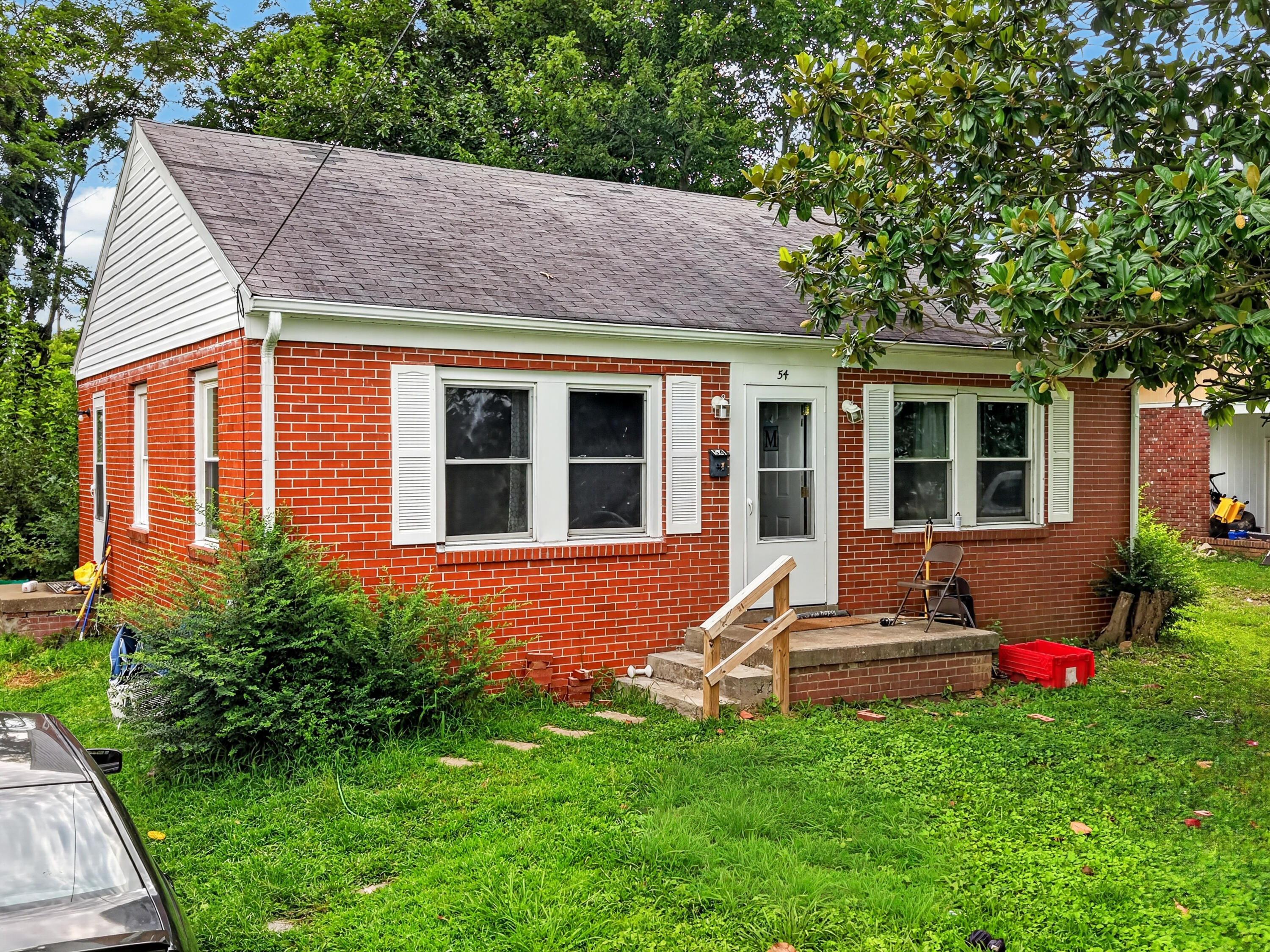54 Robin Road Property Photo 3