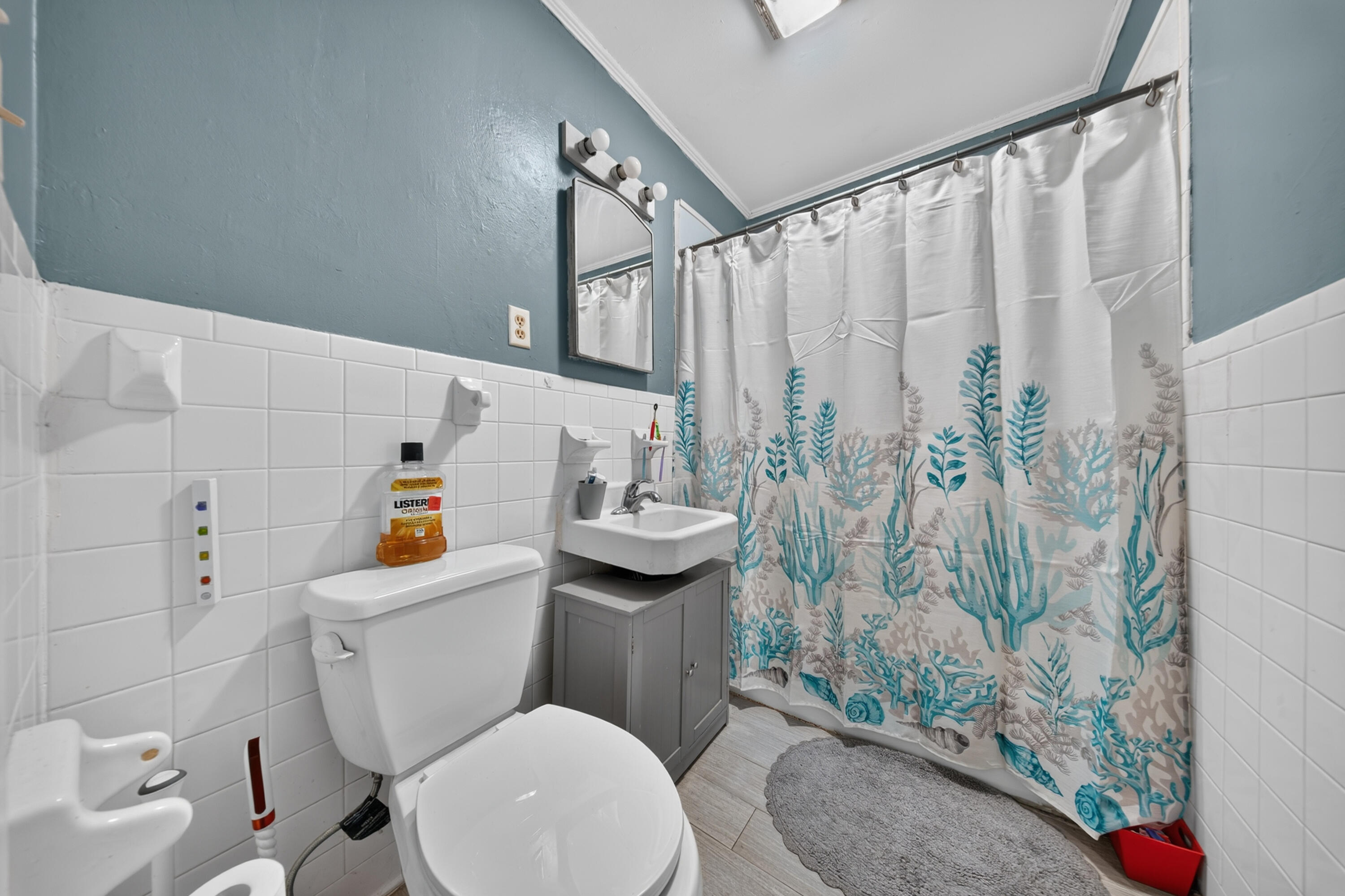 54 Robin Road Property Photo 11