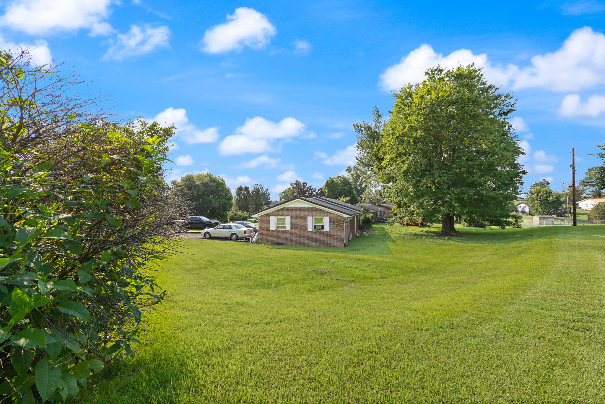 11 Circle Drive Property Photo 4