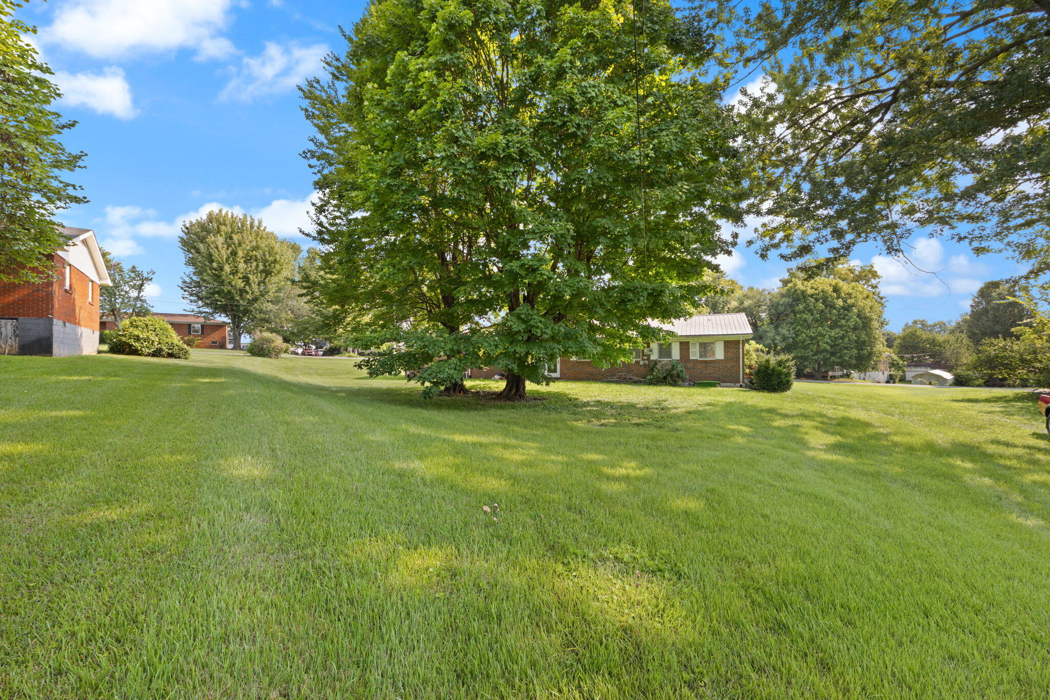 11 Circle Drive Property Photo 5