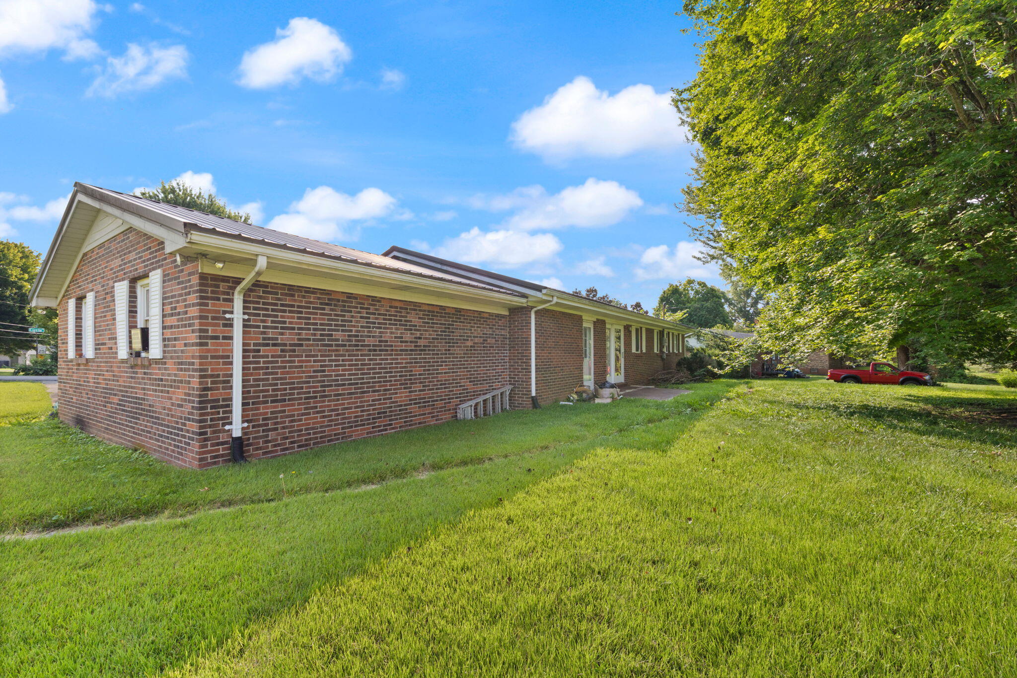 11 Circle Drive Property Photo 50