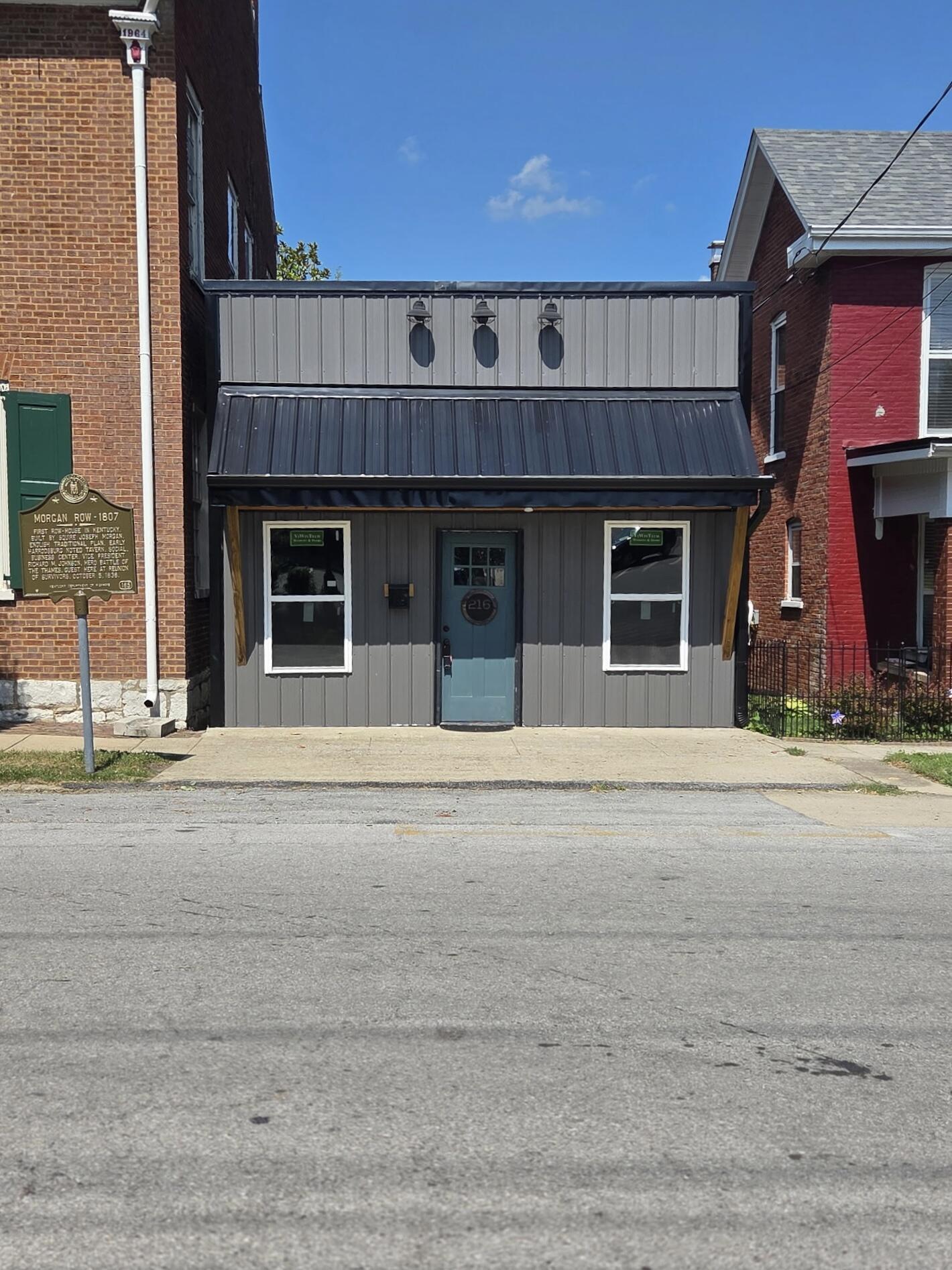 216 S Chiles Street Property Photo 2