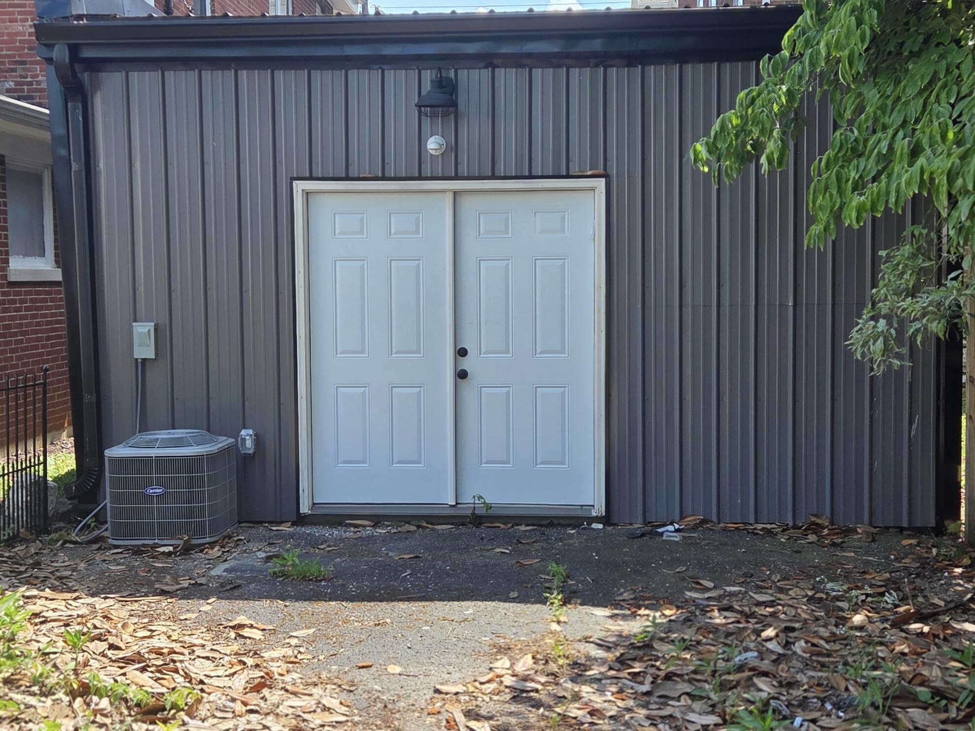 216 S Chiles Street Property Photo 8
