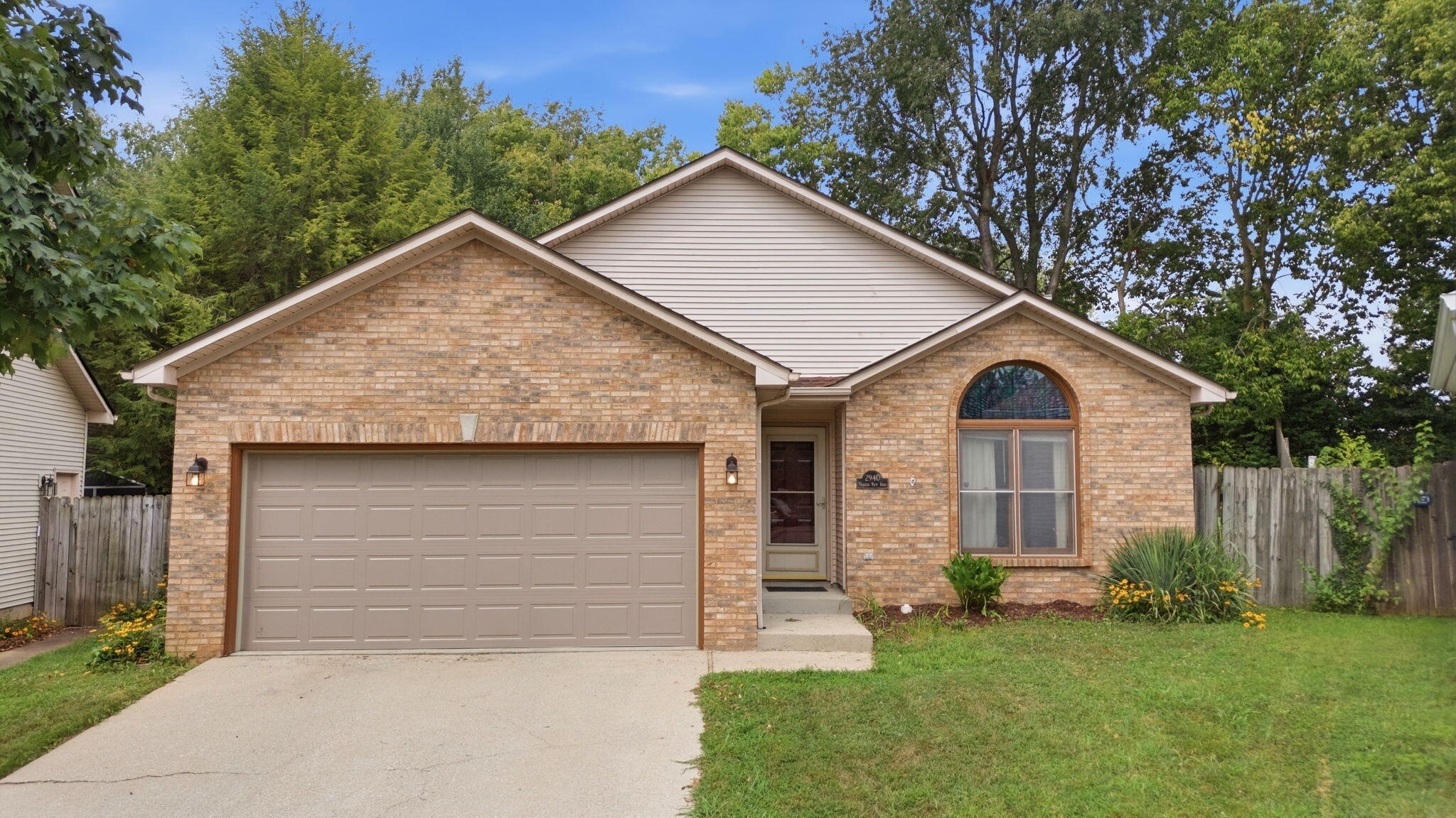 2940 Masters View Road Property Photo 2