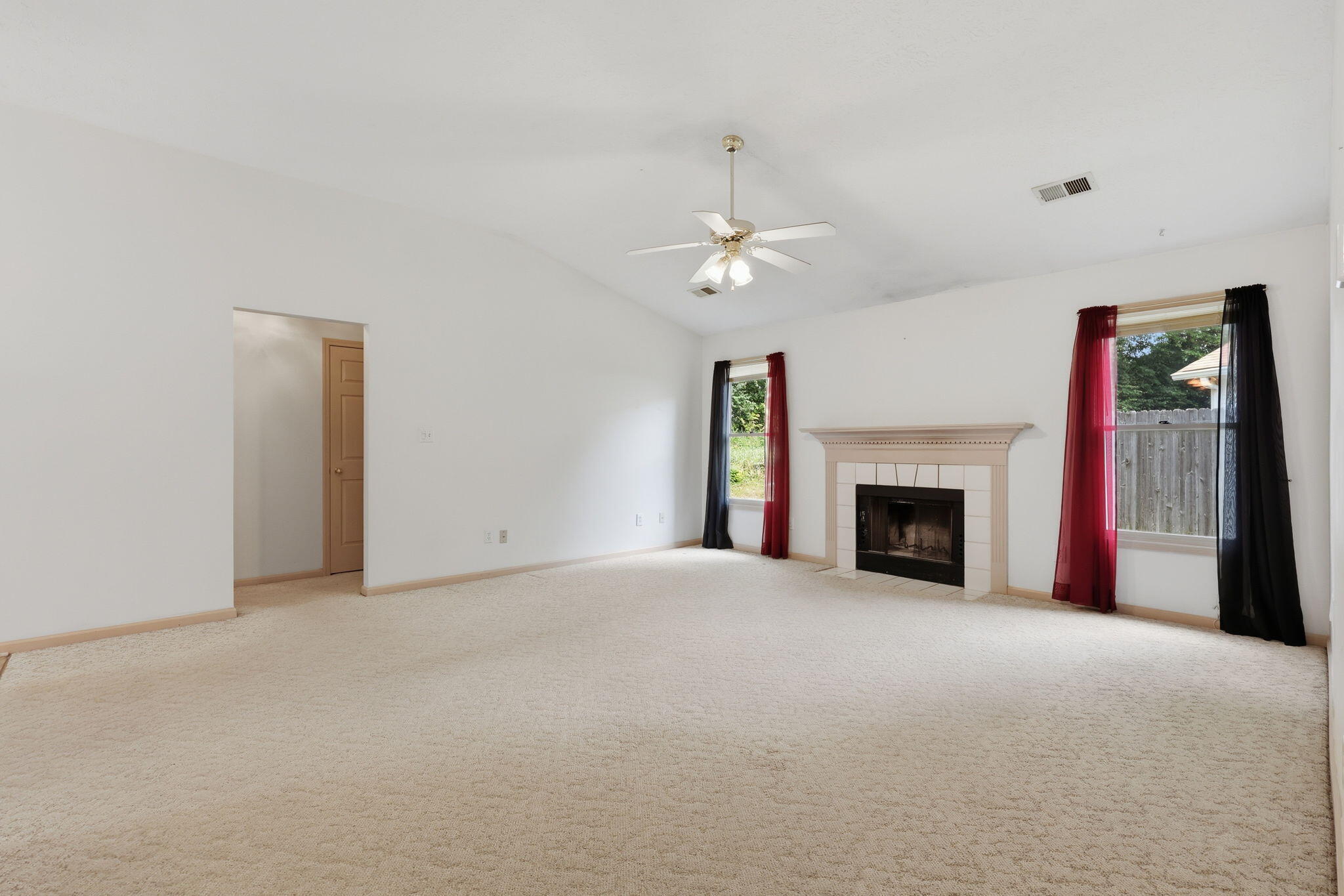 2940 Masters View Road Property Photo 9