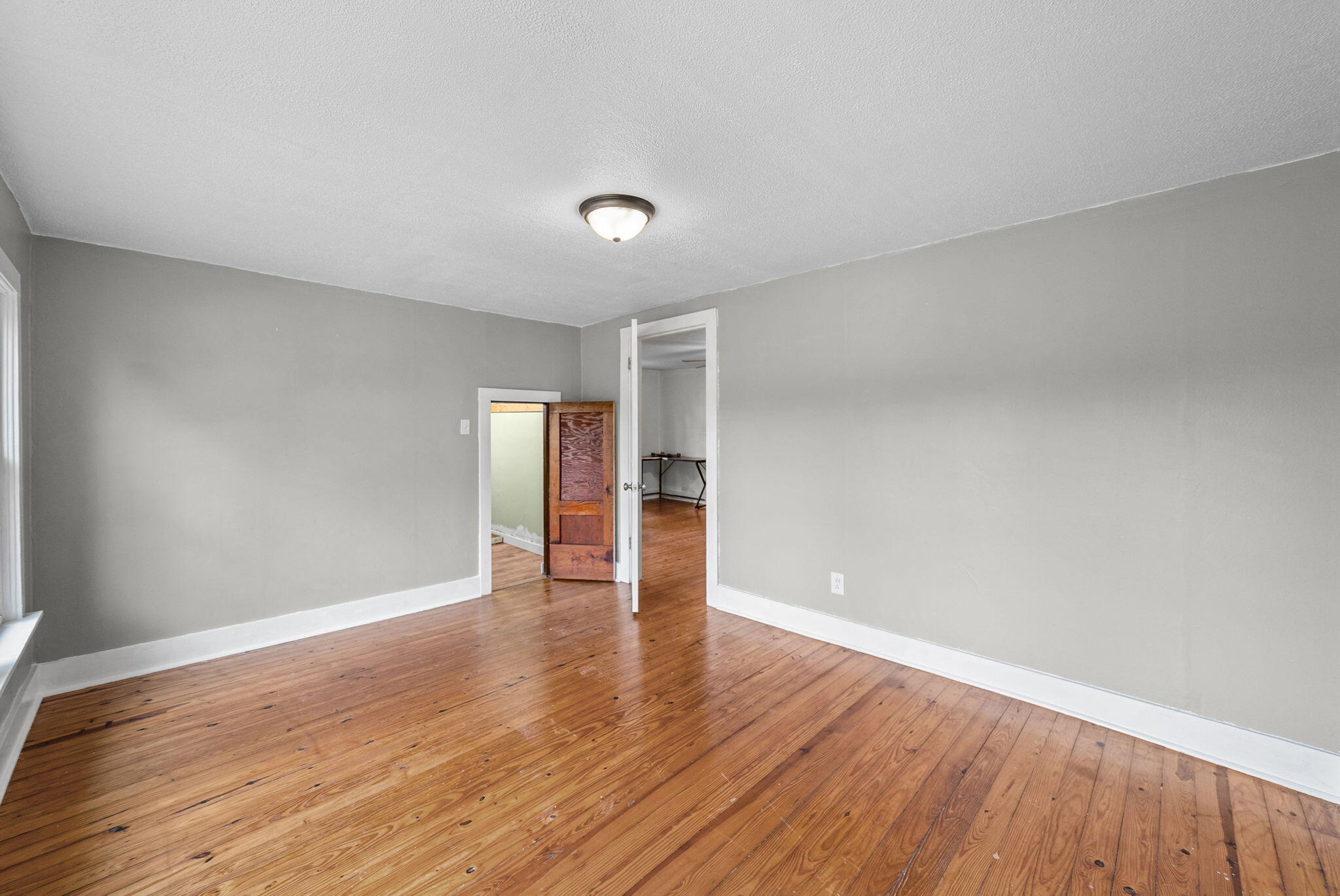 714 E 7th Street Property Photo 30
