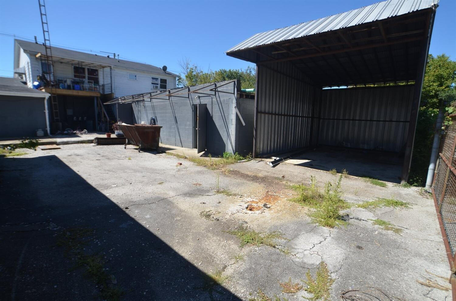721 River Drive Property Photo 18