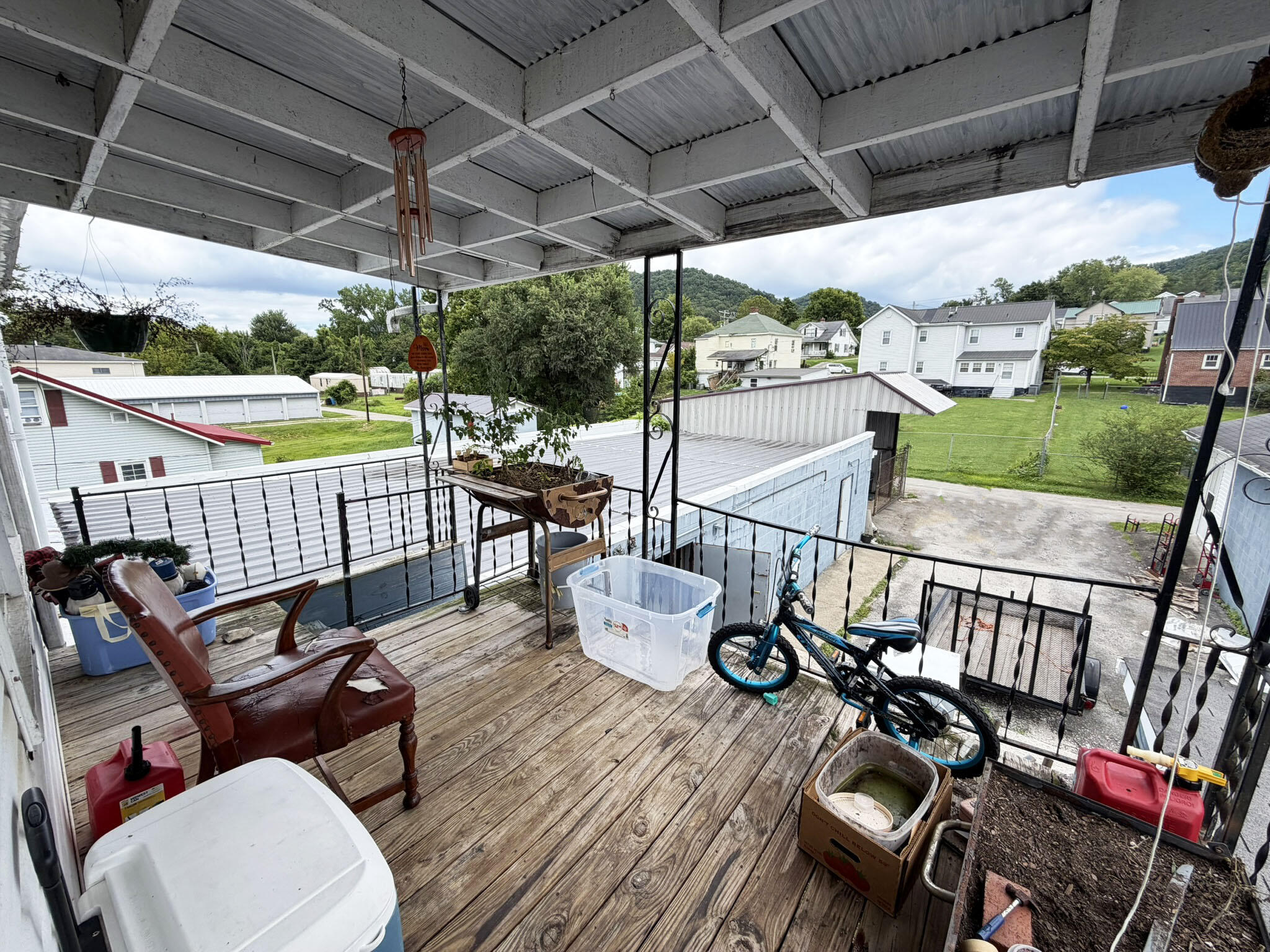 721 River Drive Property Photo 32