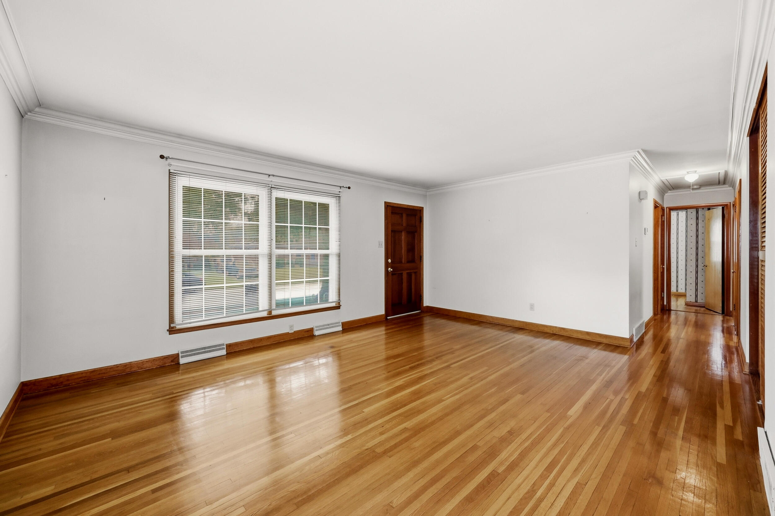 217 Inverness Drive Property Photo 7