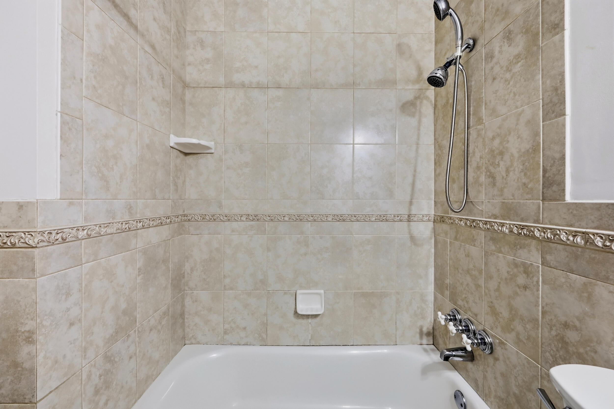 217 Inverness Drive Property Photo 21