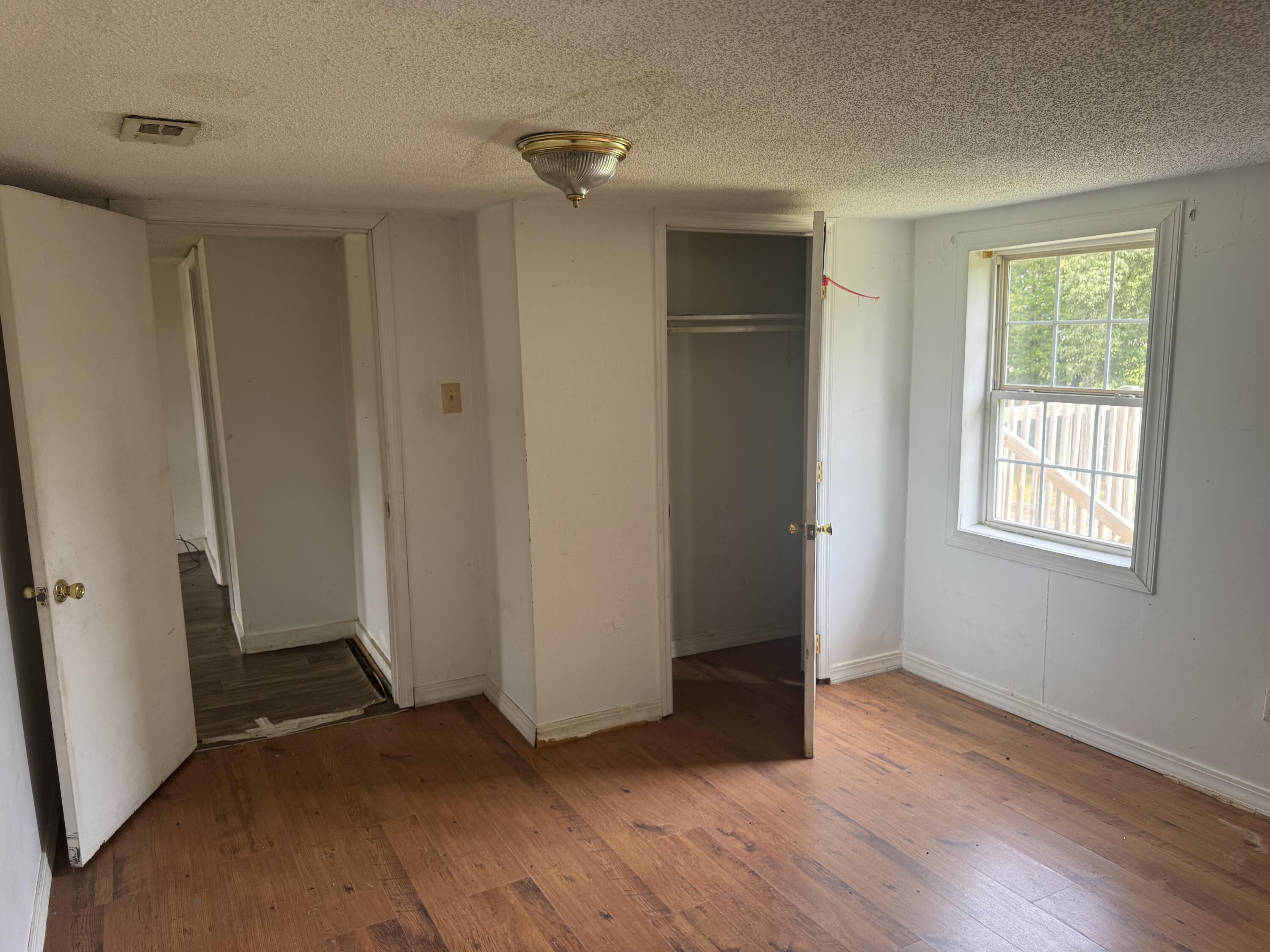 26021870 Property Photo 13