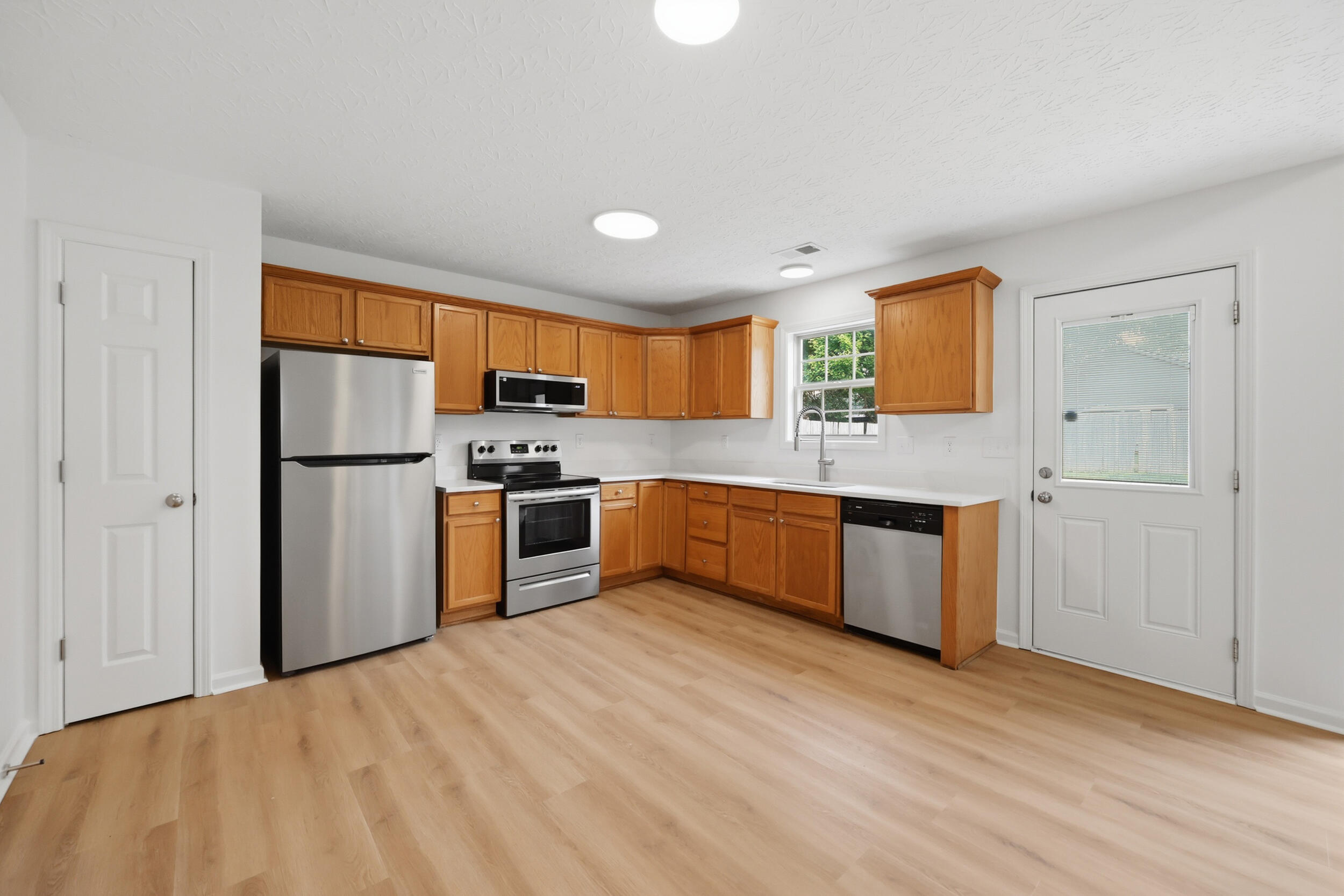 122 Salinger Drive Property Photo 10