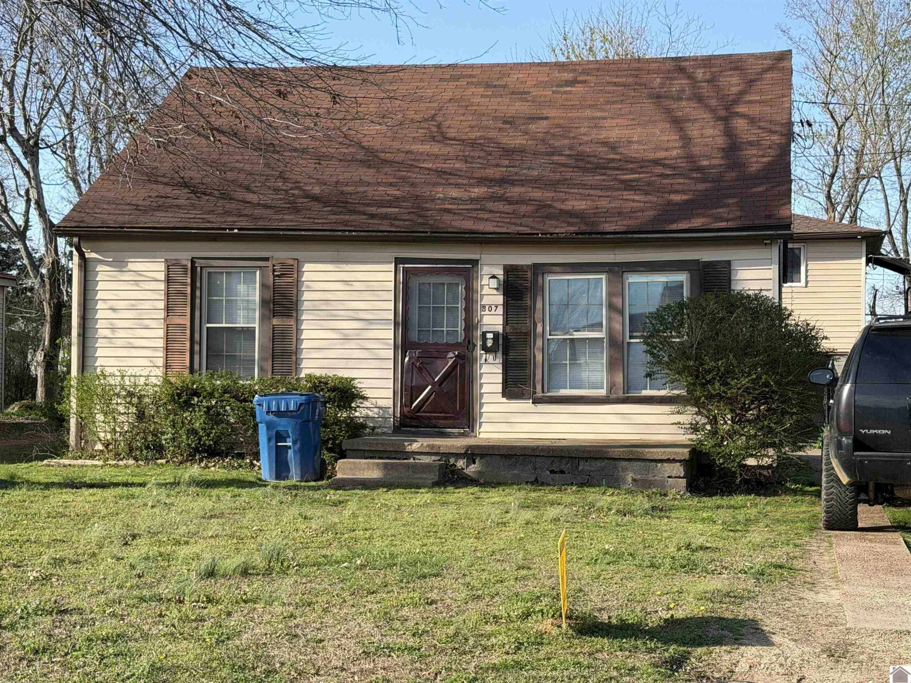 307 Wright Street Property Photo 1