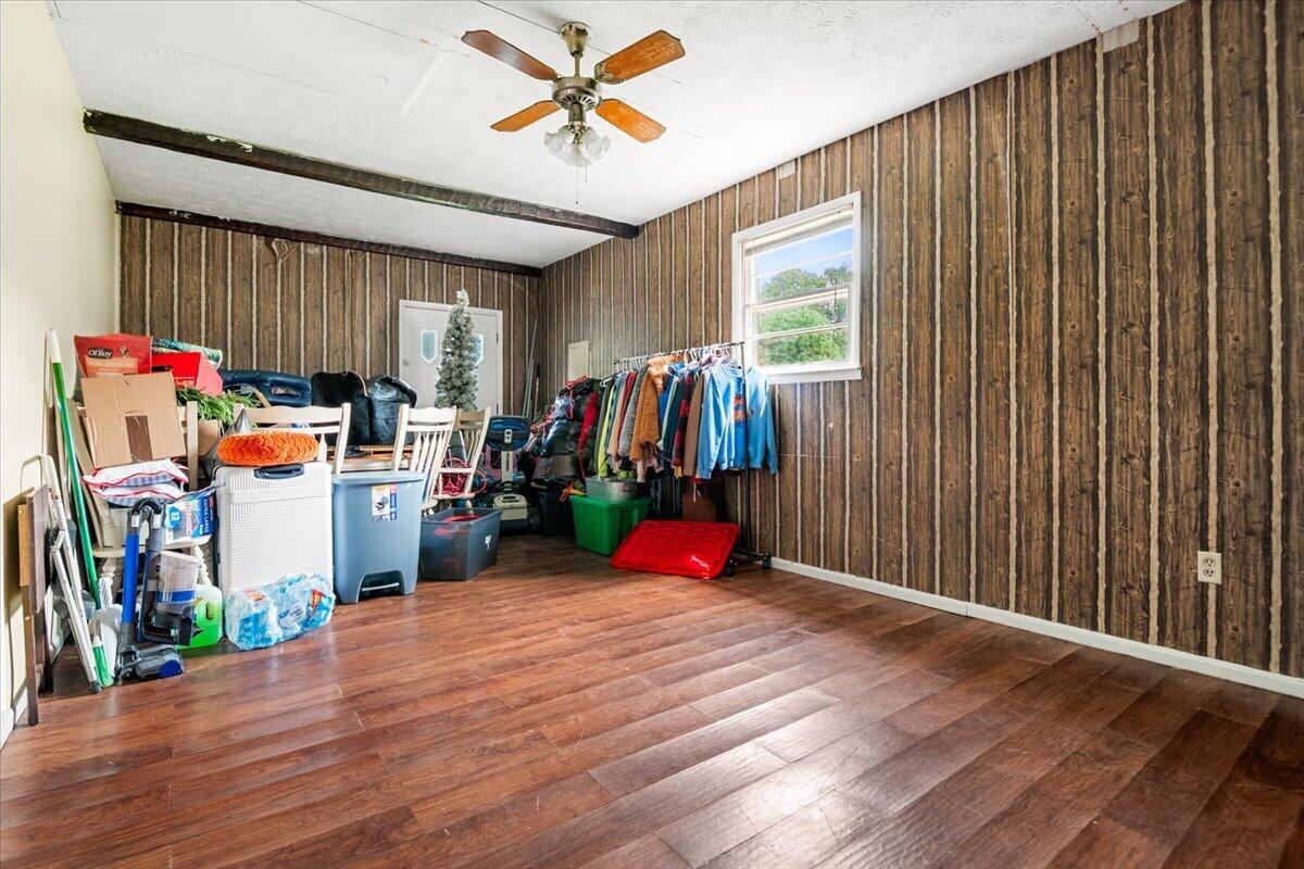 732 Oaklawn Circle Property Photo 21
