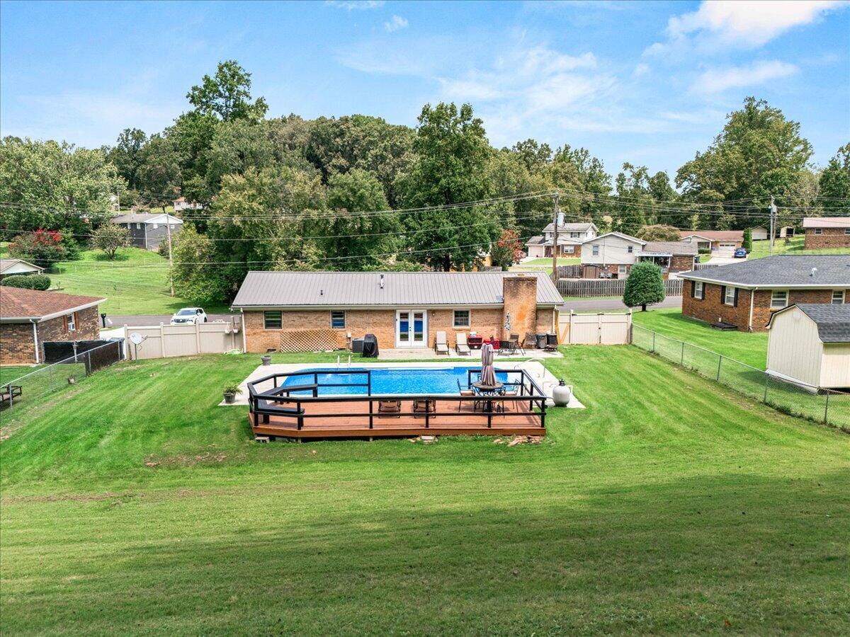 732 Oaklawn Circle Property Photo 27