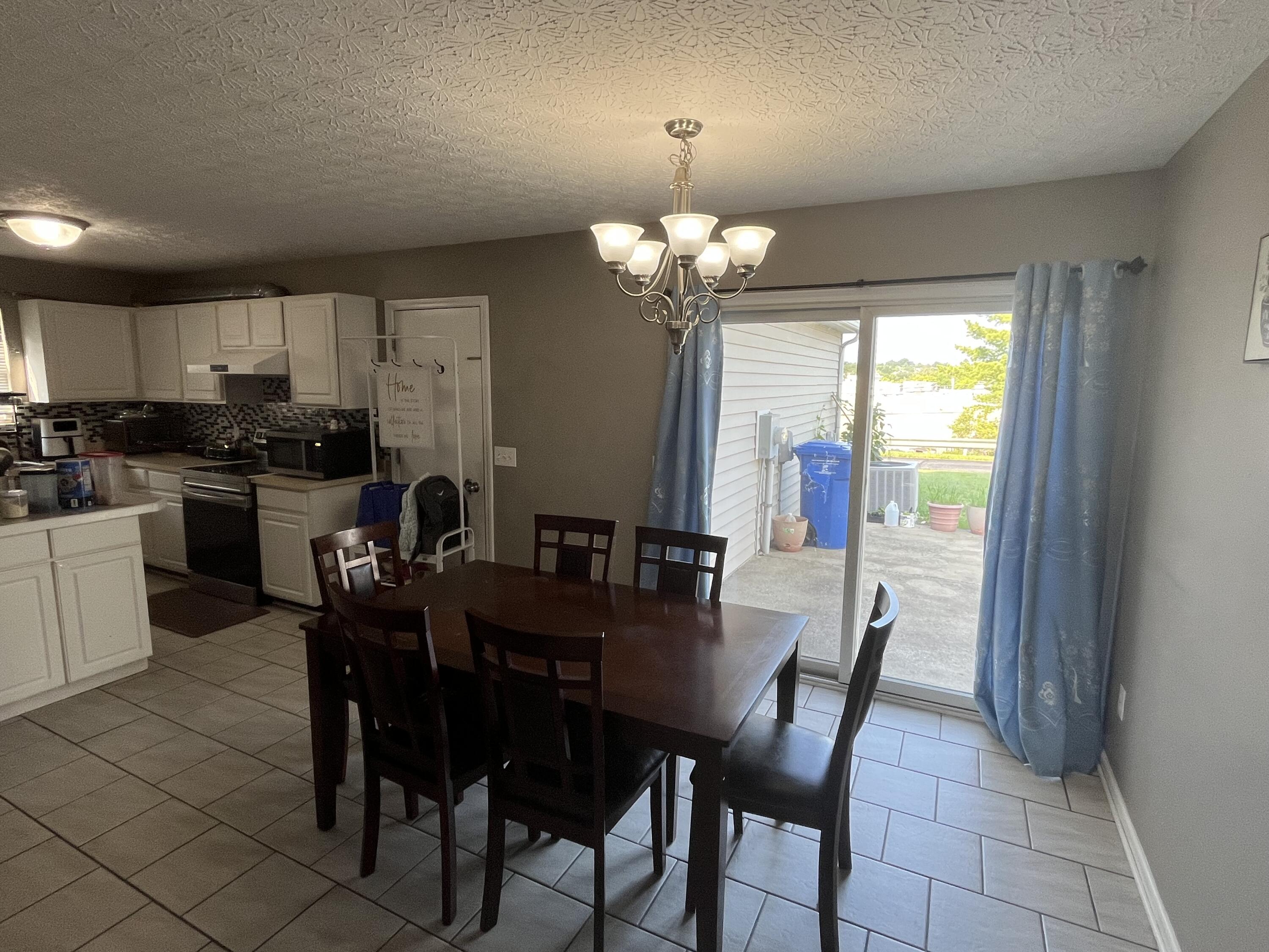 4217 Jasmine Rose Way Property Photo 4