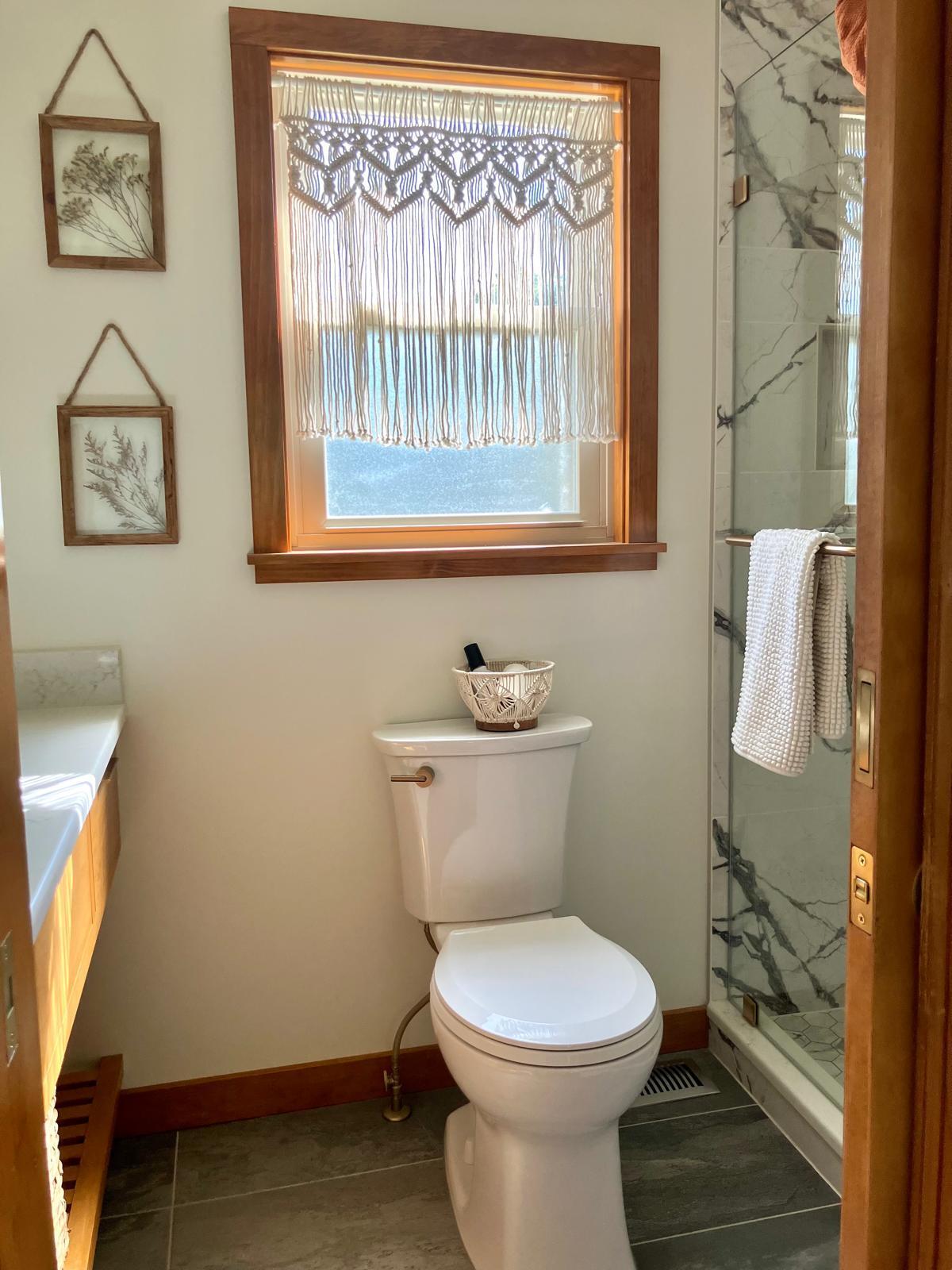 206 Eastway Drive Property Photo 13