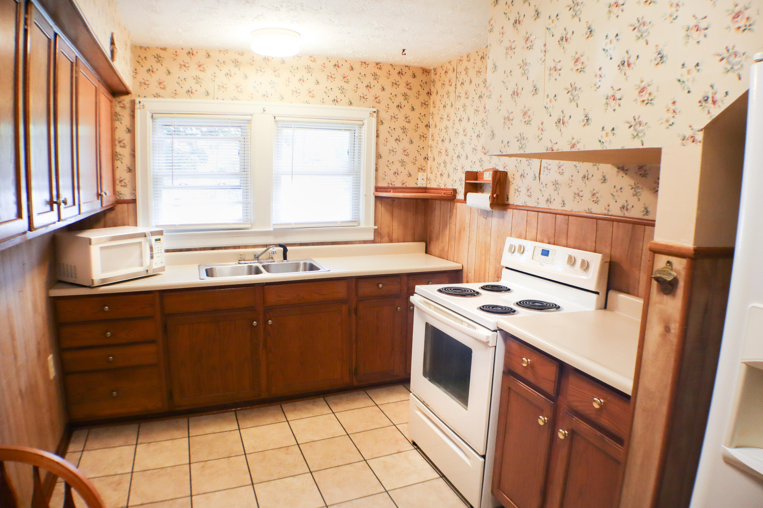 412 Main Street Property Photo 8