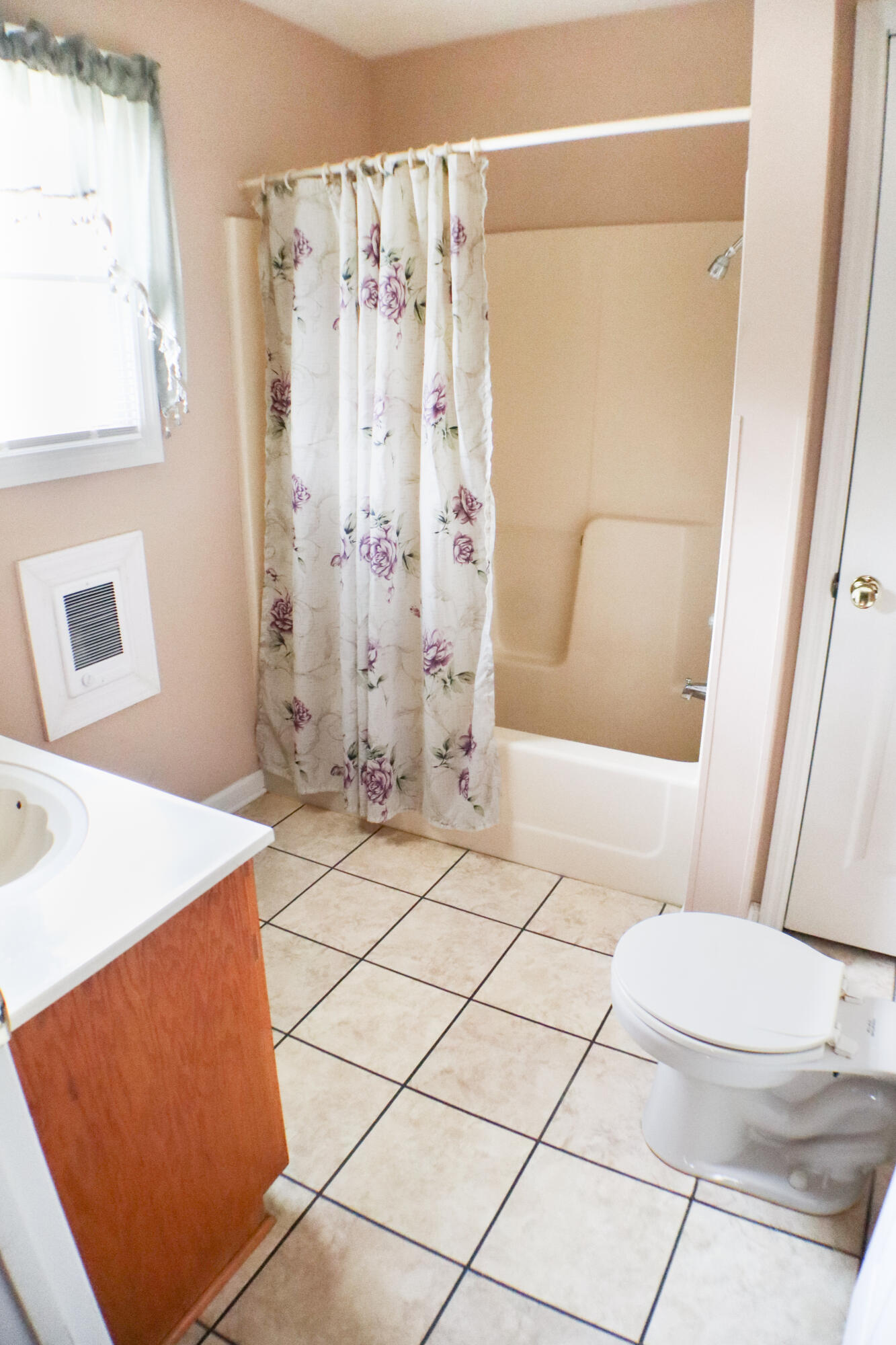 412 Main Street Property Photo 16
