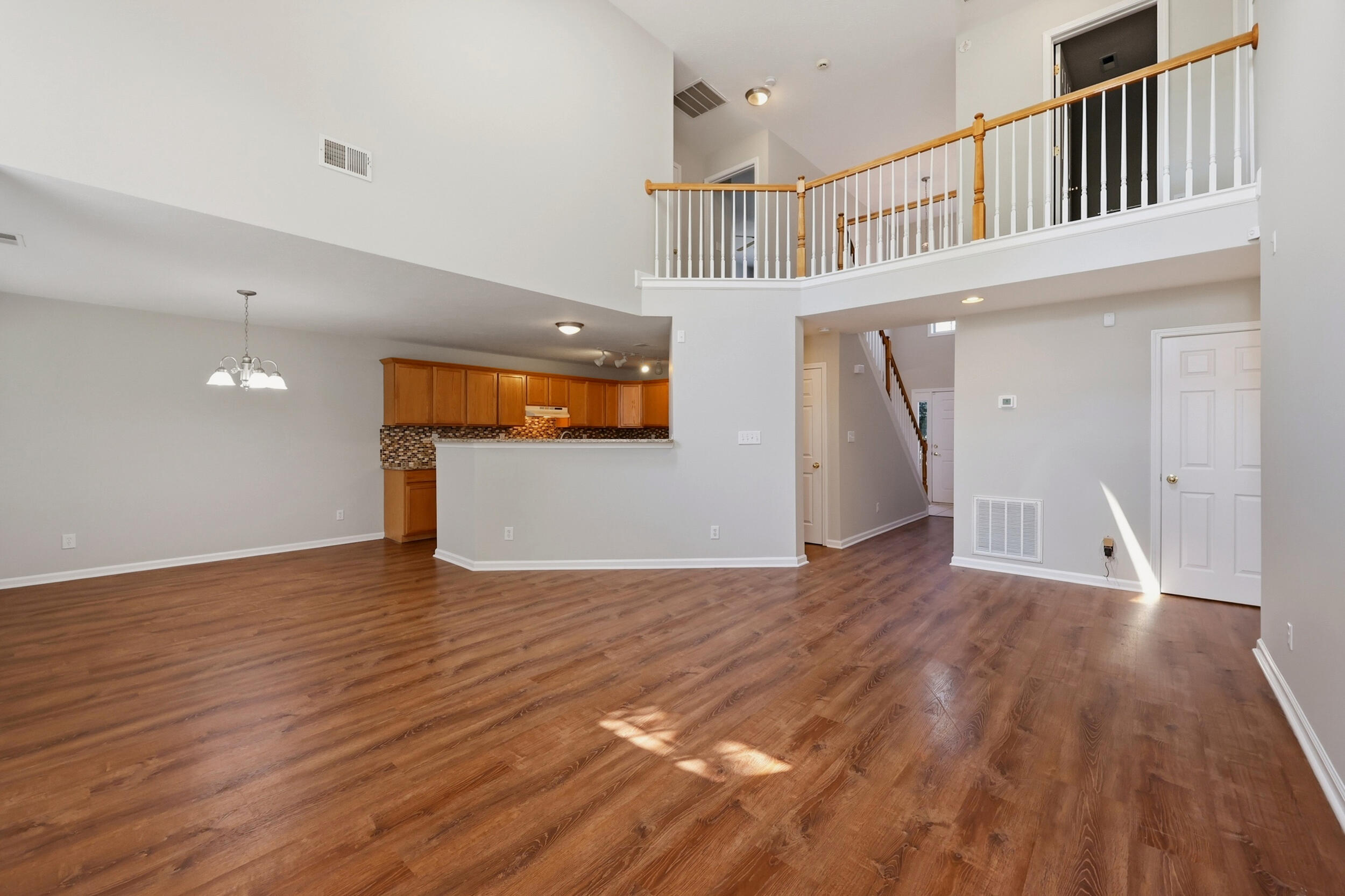 860 White Wood Flat Property Photo 21