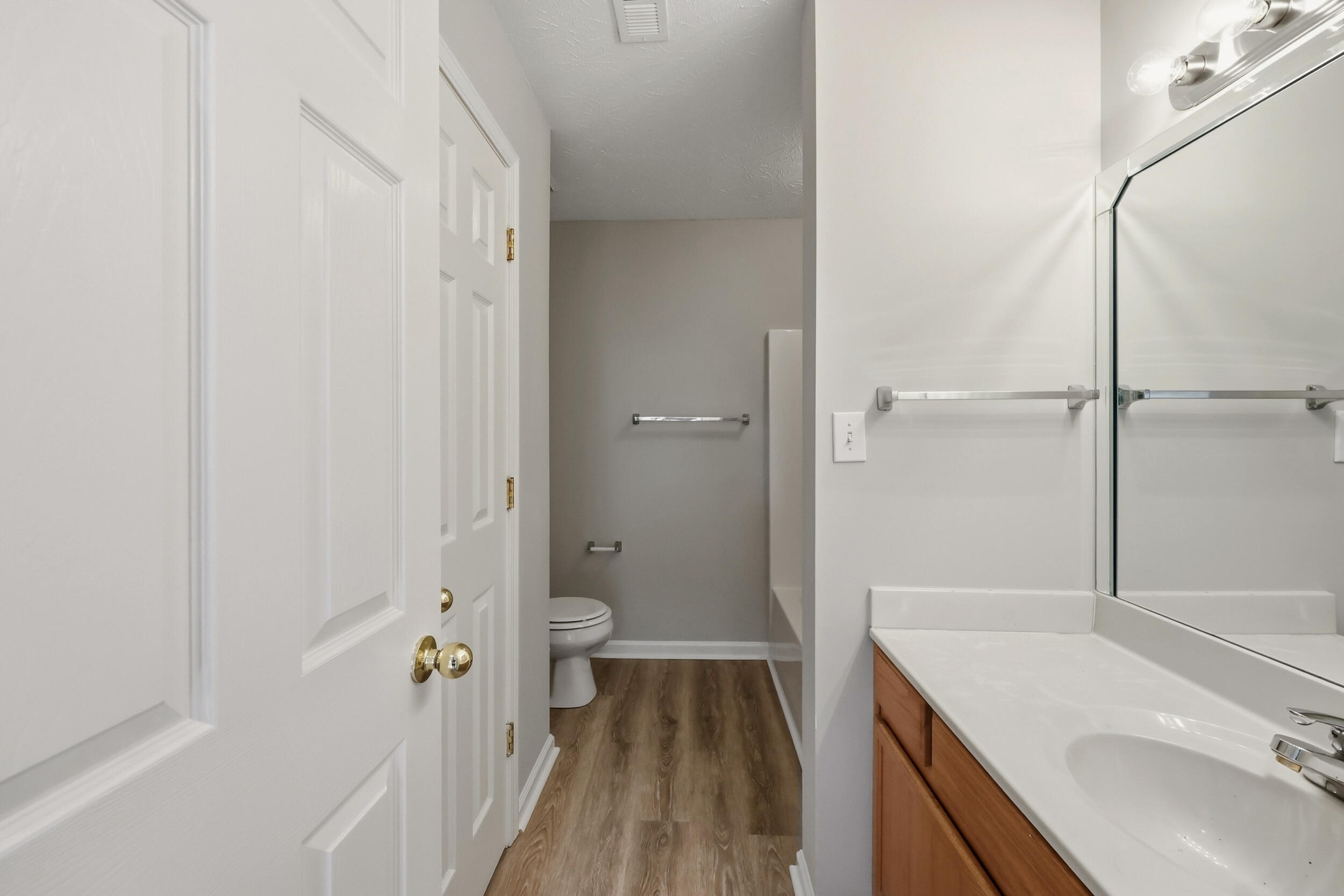860 White Wood Flat Property Photo 34