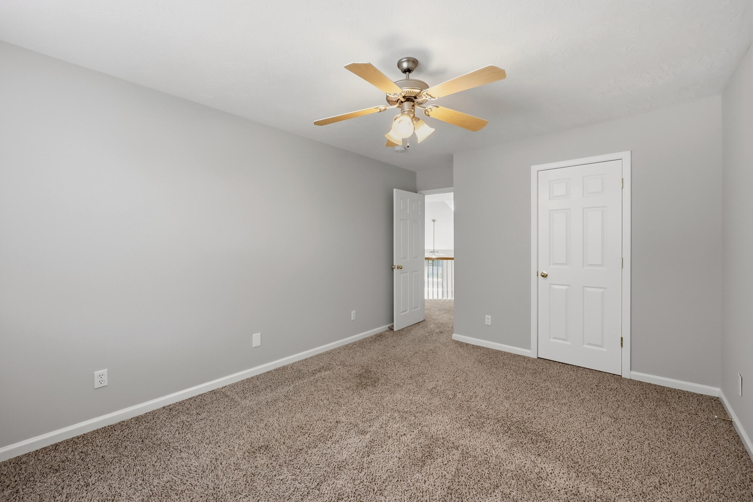860 White Wood Flat Property Photo 41