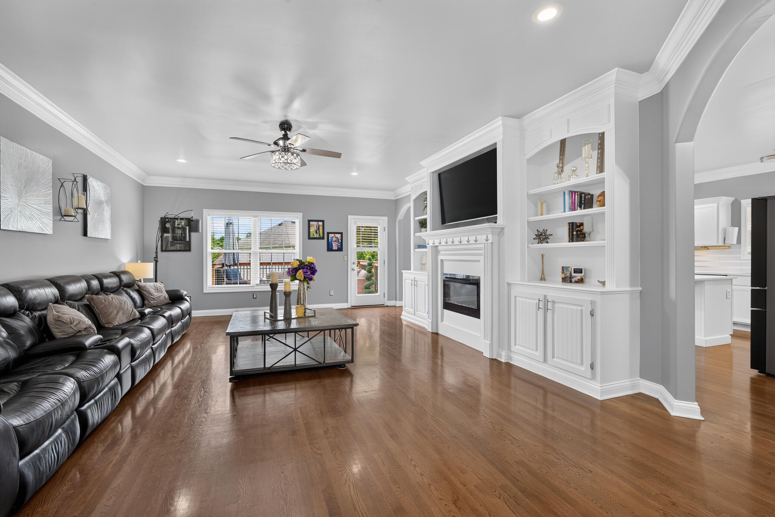 3225 Toll Gate Road Property Photo 8