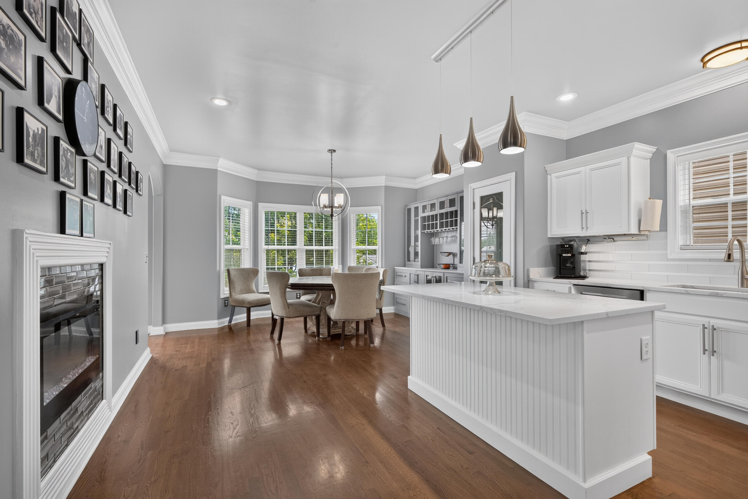 3225 Toll Gate Road Property Photo 14