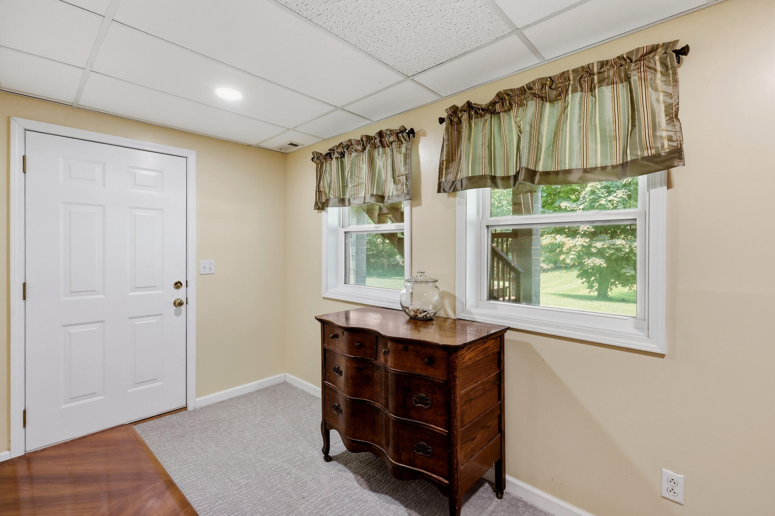 151 Edgewood Drive Property Photo 40