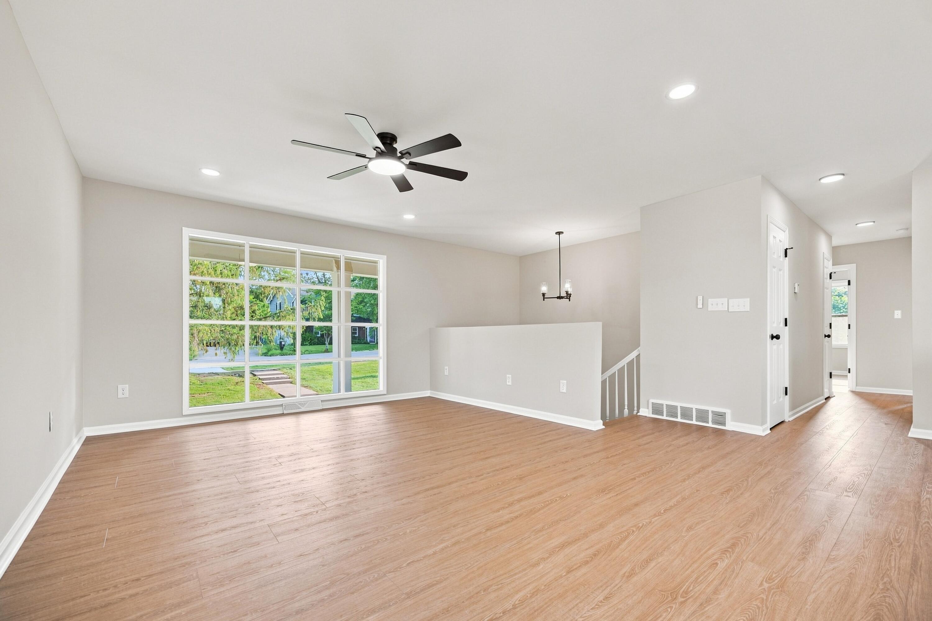 1000 Regency Road Property Photo 8