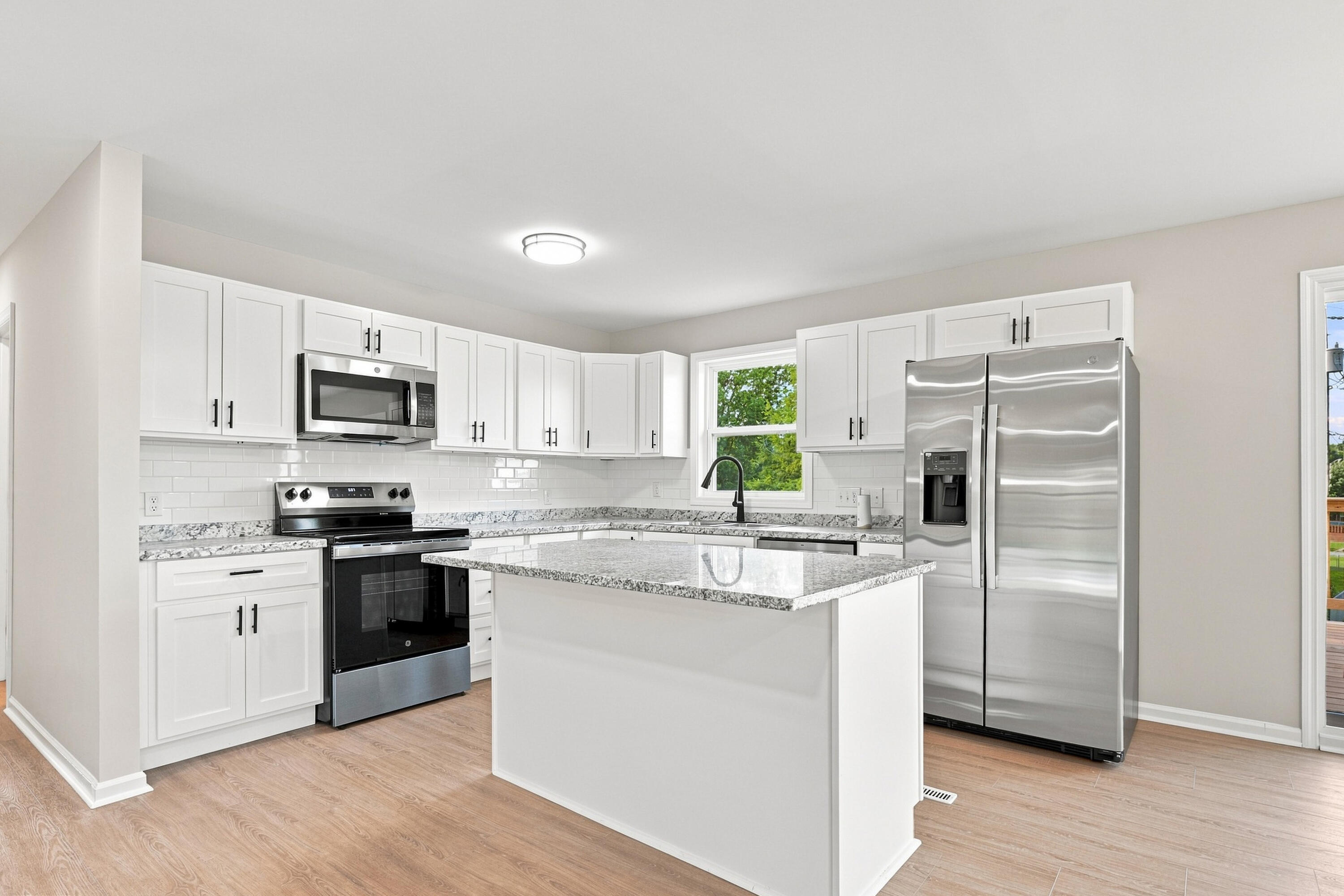 1000 Regency Road Property Photo 12