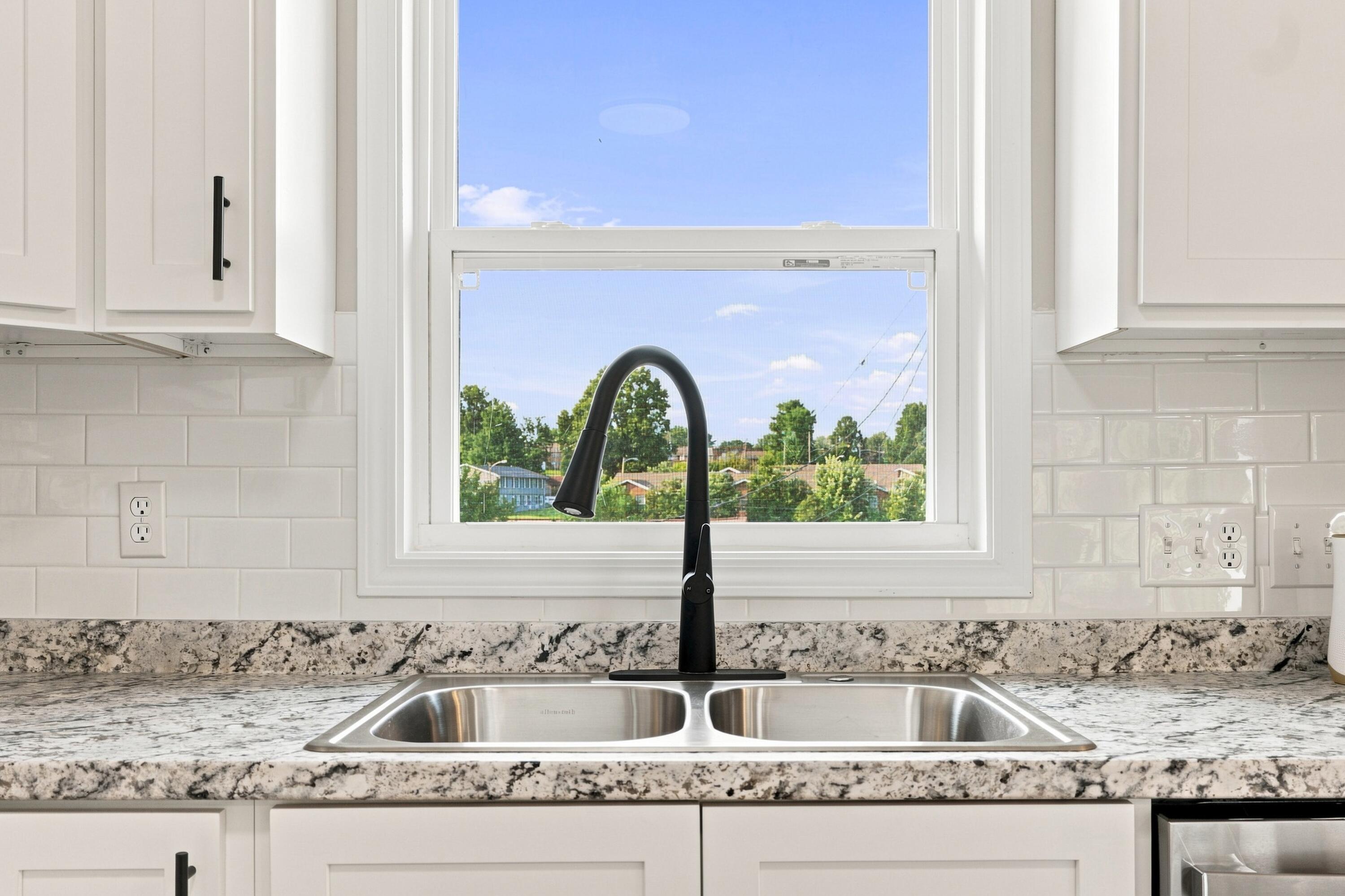 1000 Regency Road Property Photo 13