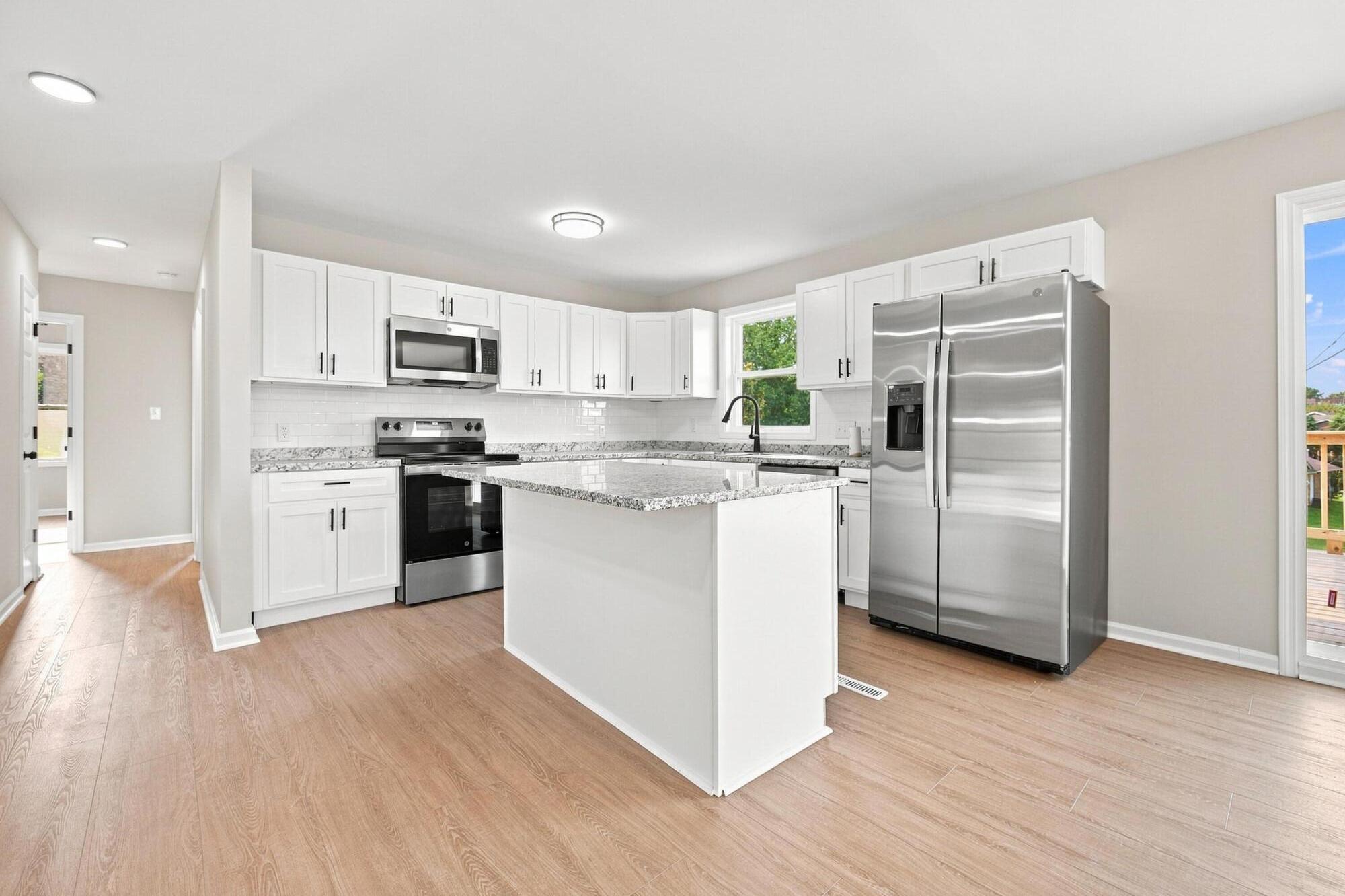 1000 Regency Road Property Photo 14