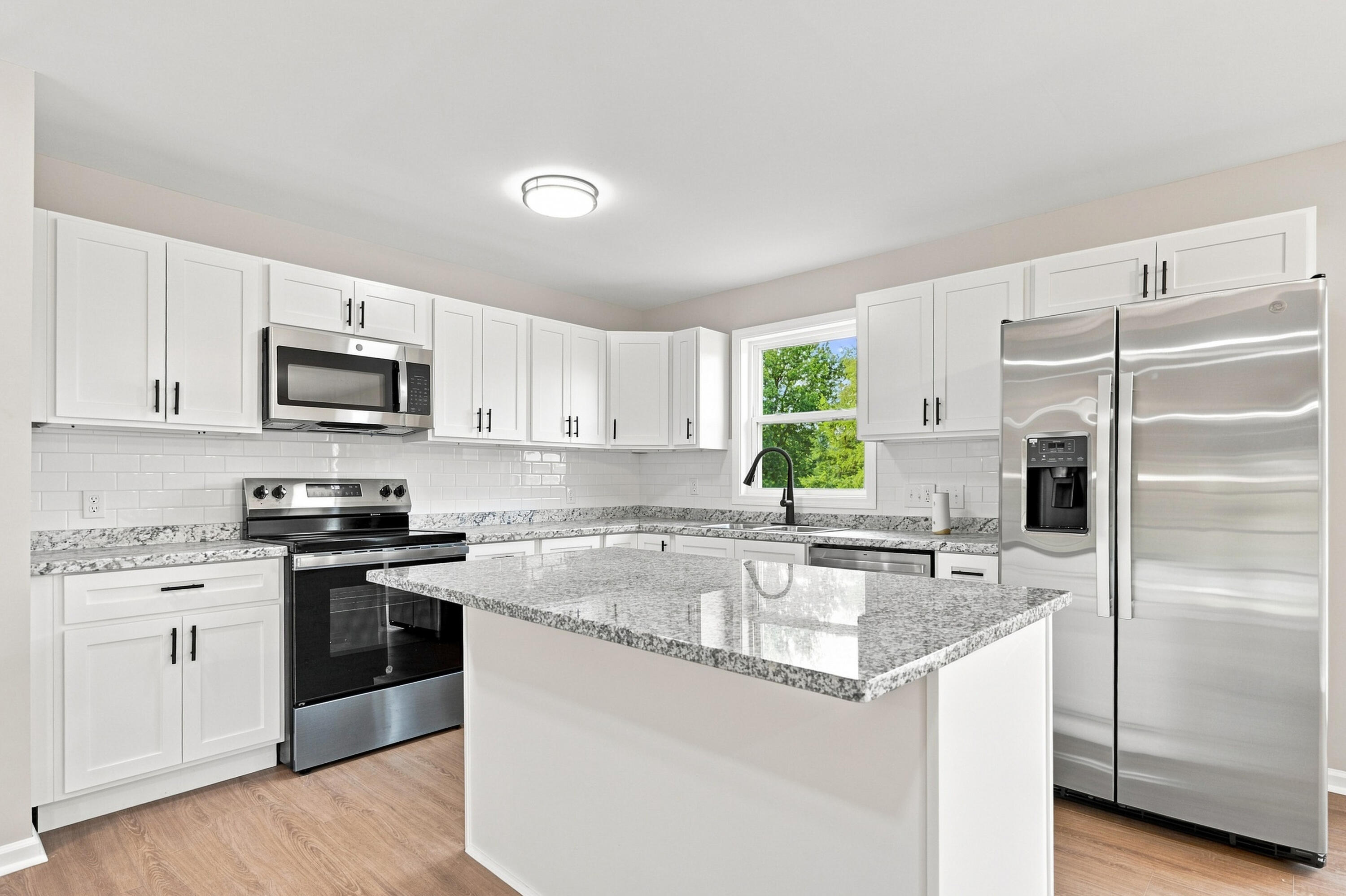 1000 Regency Road Property Photo 15