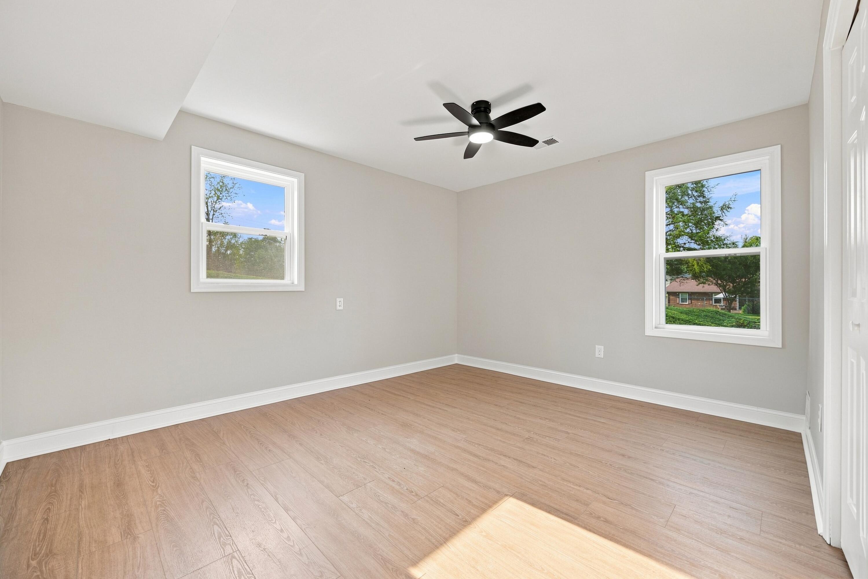 1000 Regency Road Property Photo 22