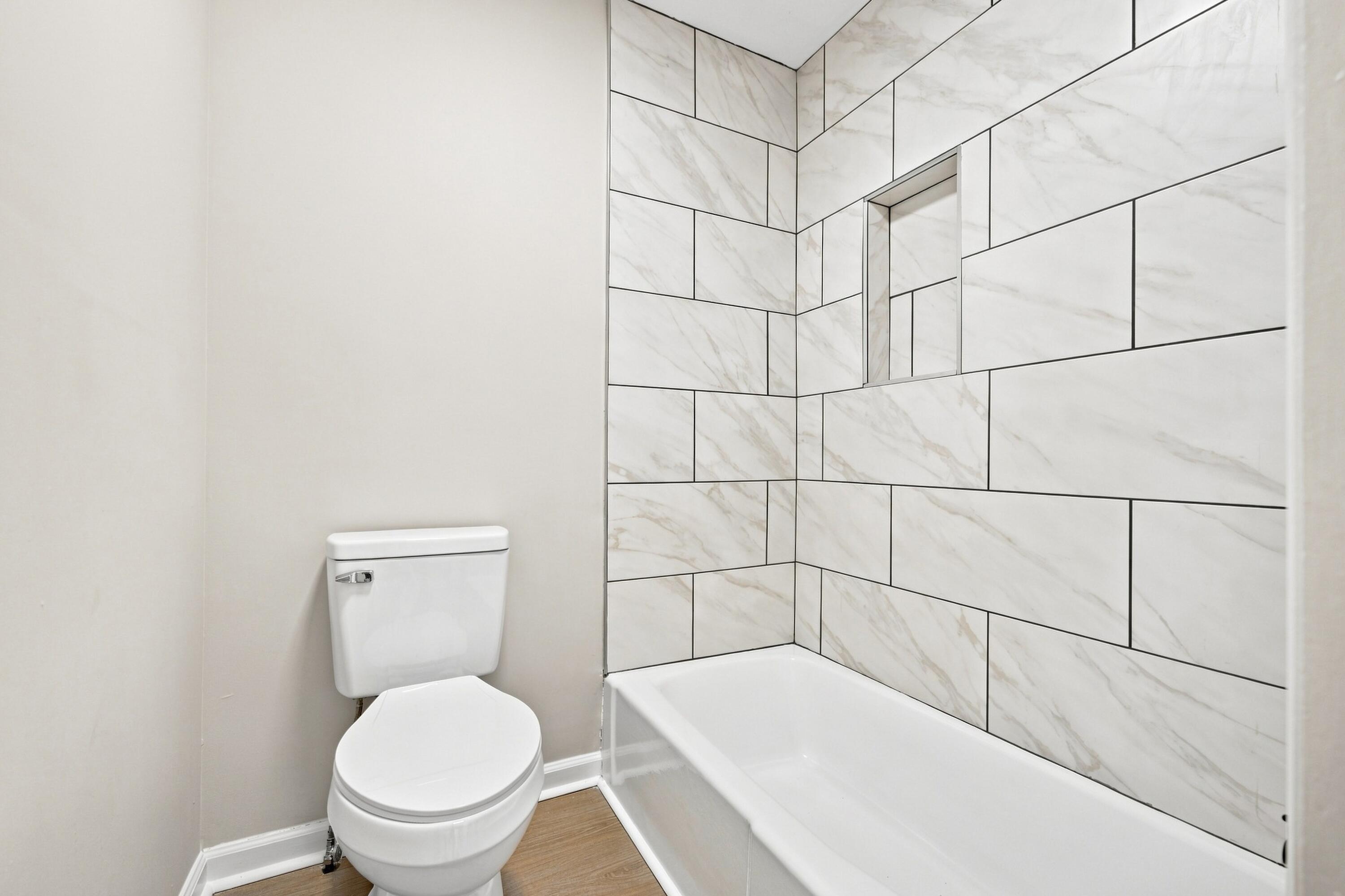 1000 Regency Road Property Photo 32