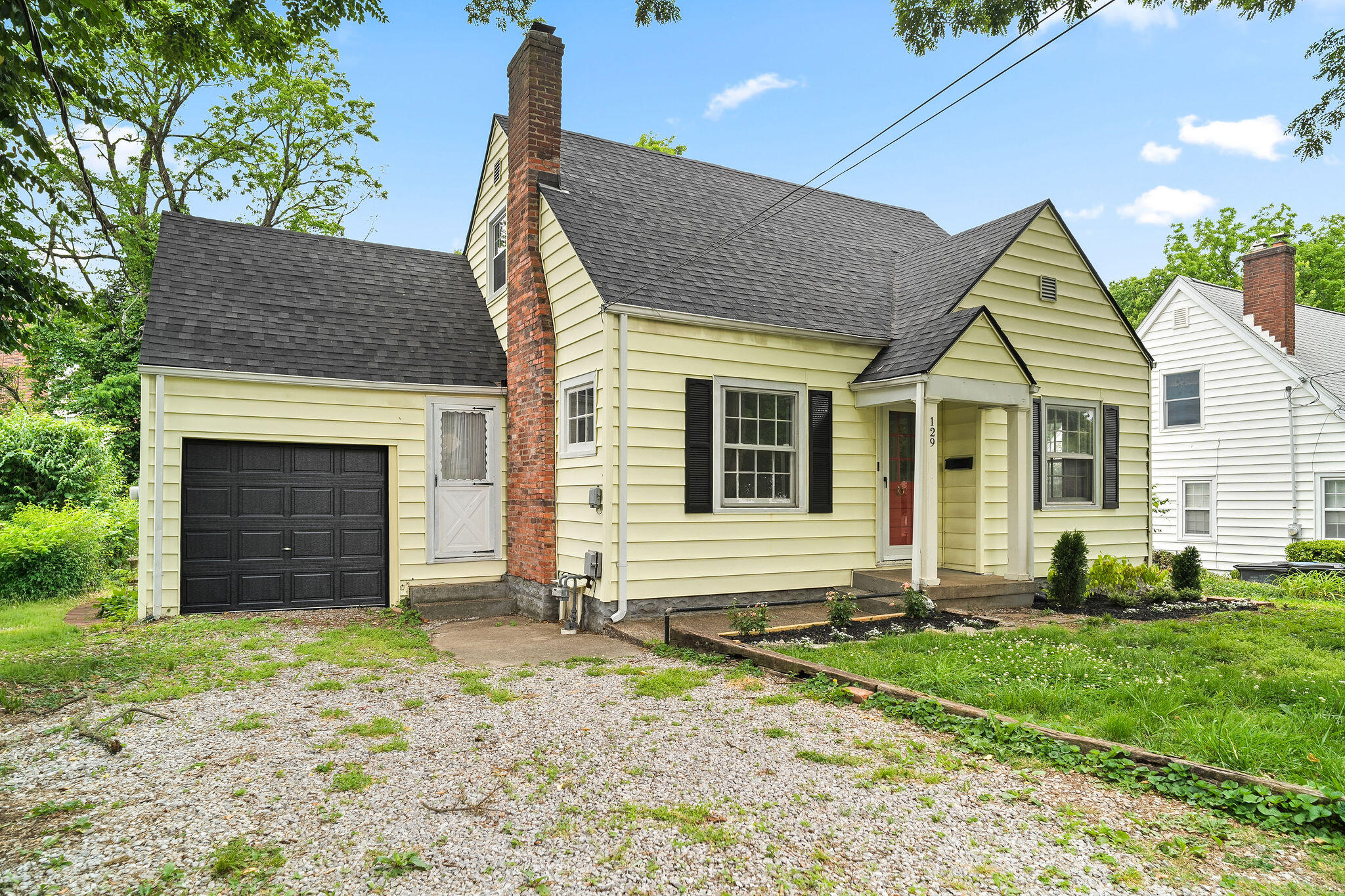 129 Delmont Drive Property Photo 3