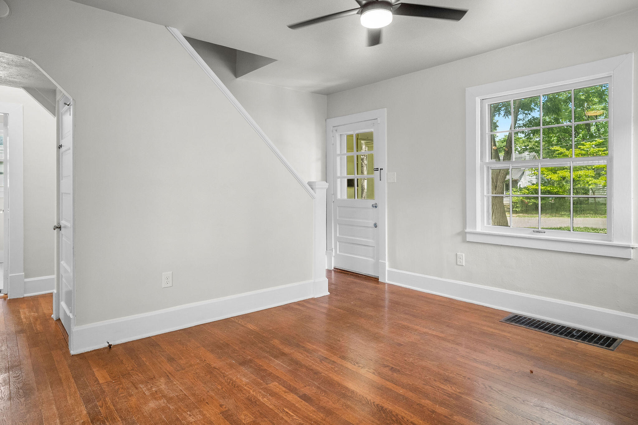 129 Delmont Drive Property Photo 9