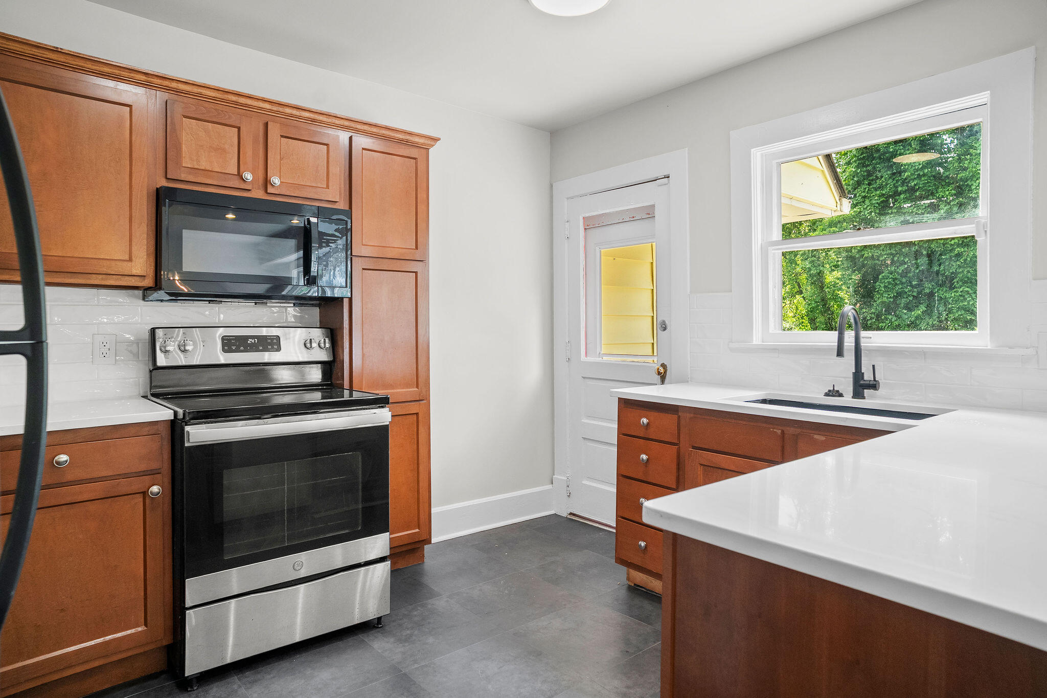 129 Delmont Drive Property Photo 15