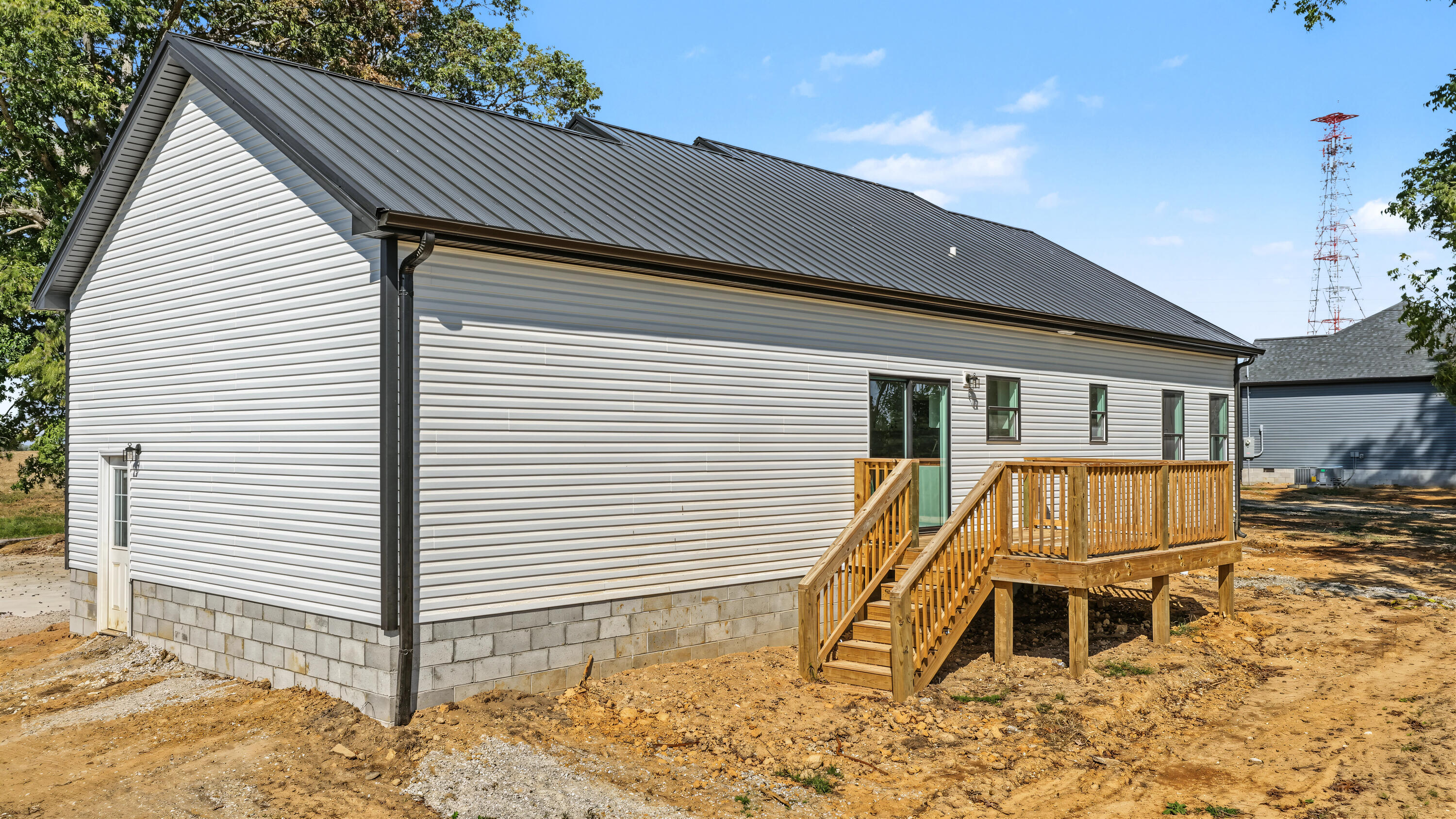 563 Heltsley Road Property Photo 23