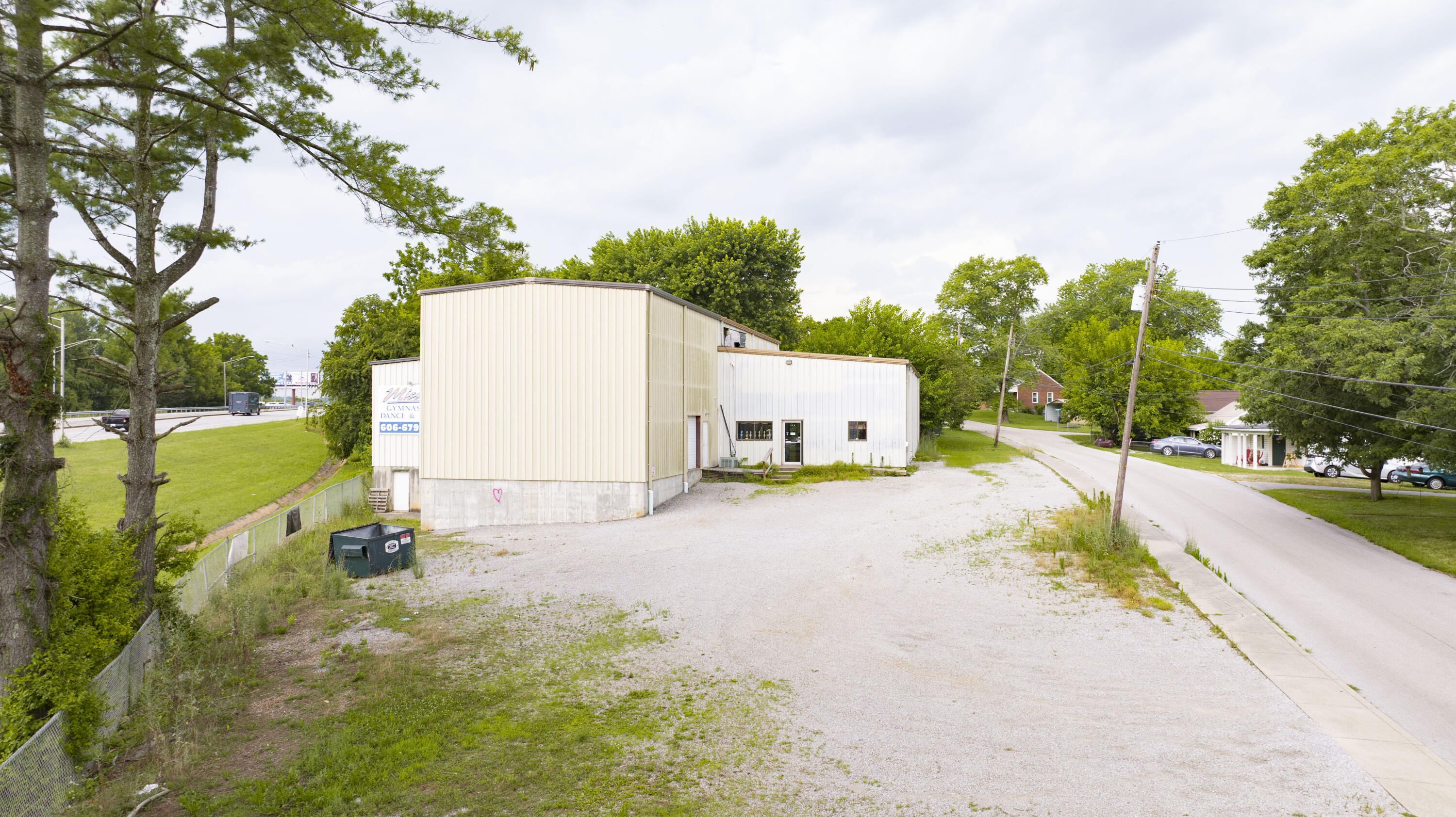 203 Murrell Avenue Property Photo 3
