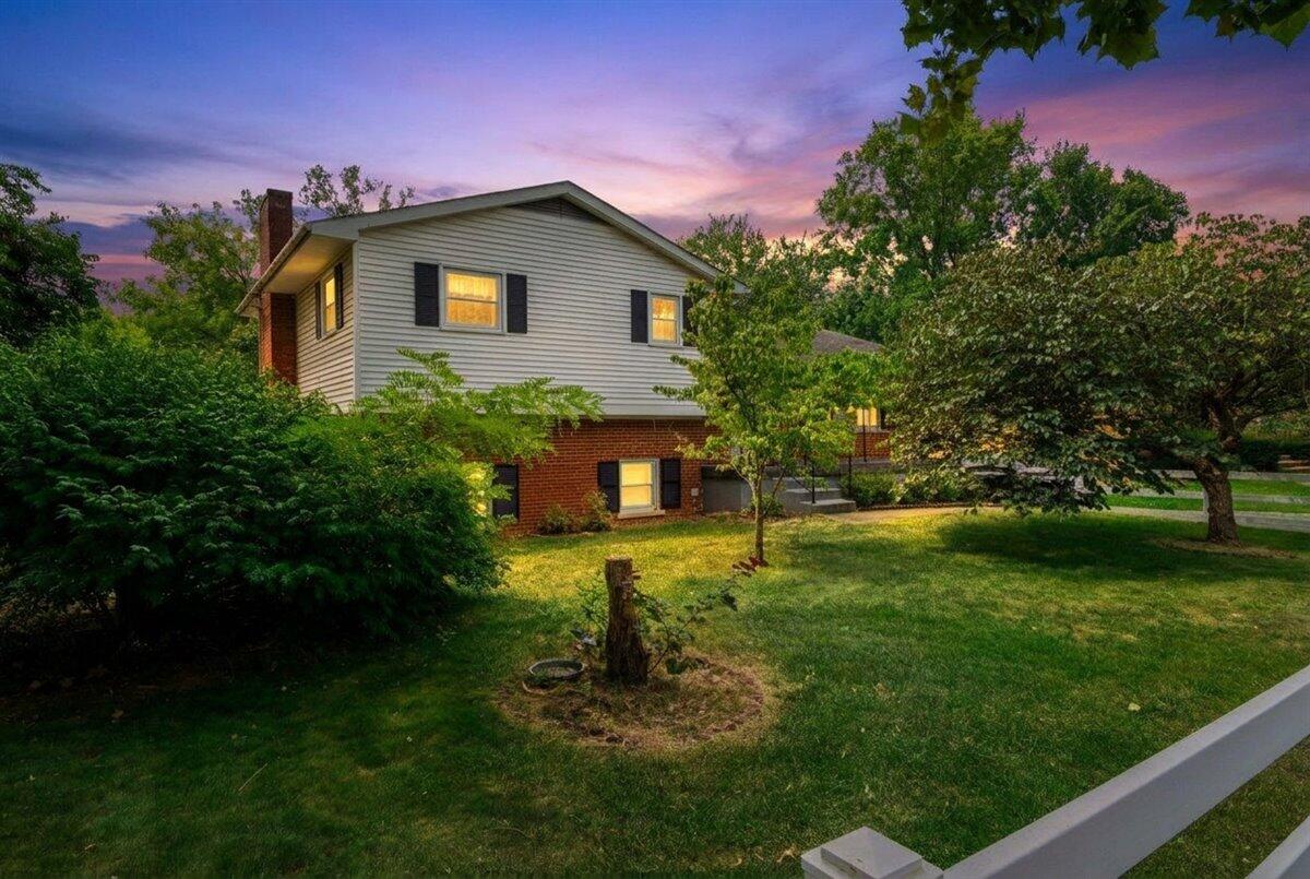 1468 Pine Meadow Road Property Photo 2