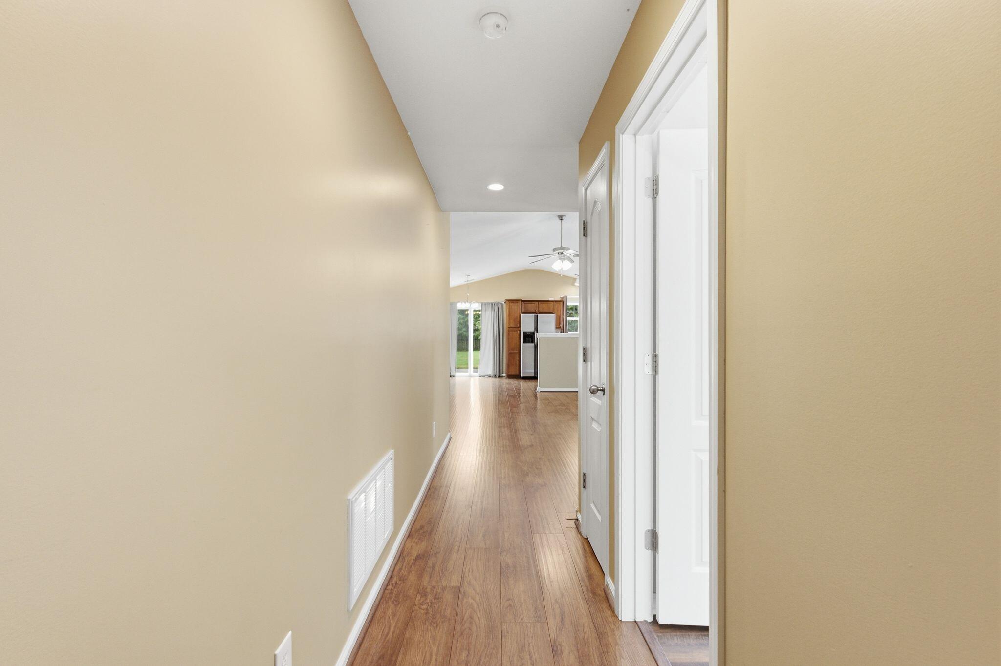 206 Skyline Drive Property Photo 3