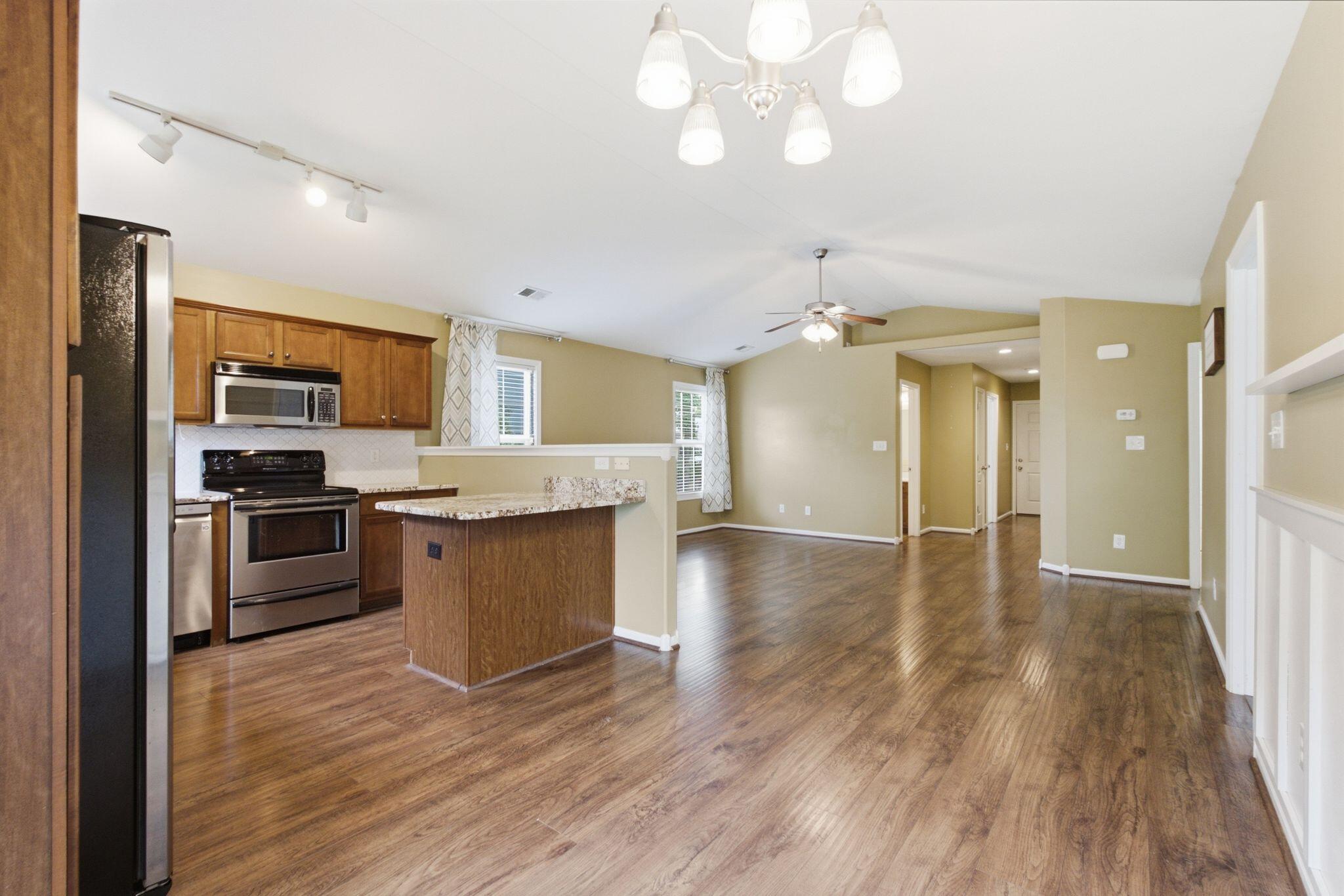 206 Skyline Drive Property Photo 9