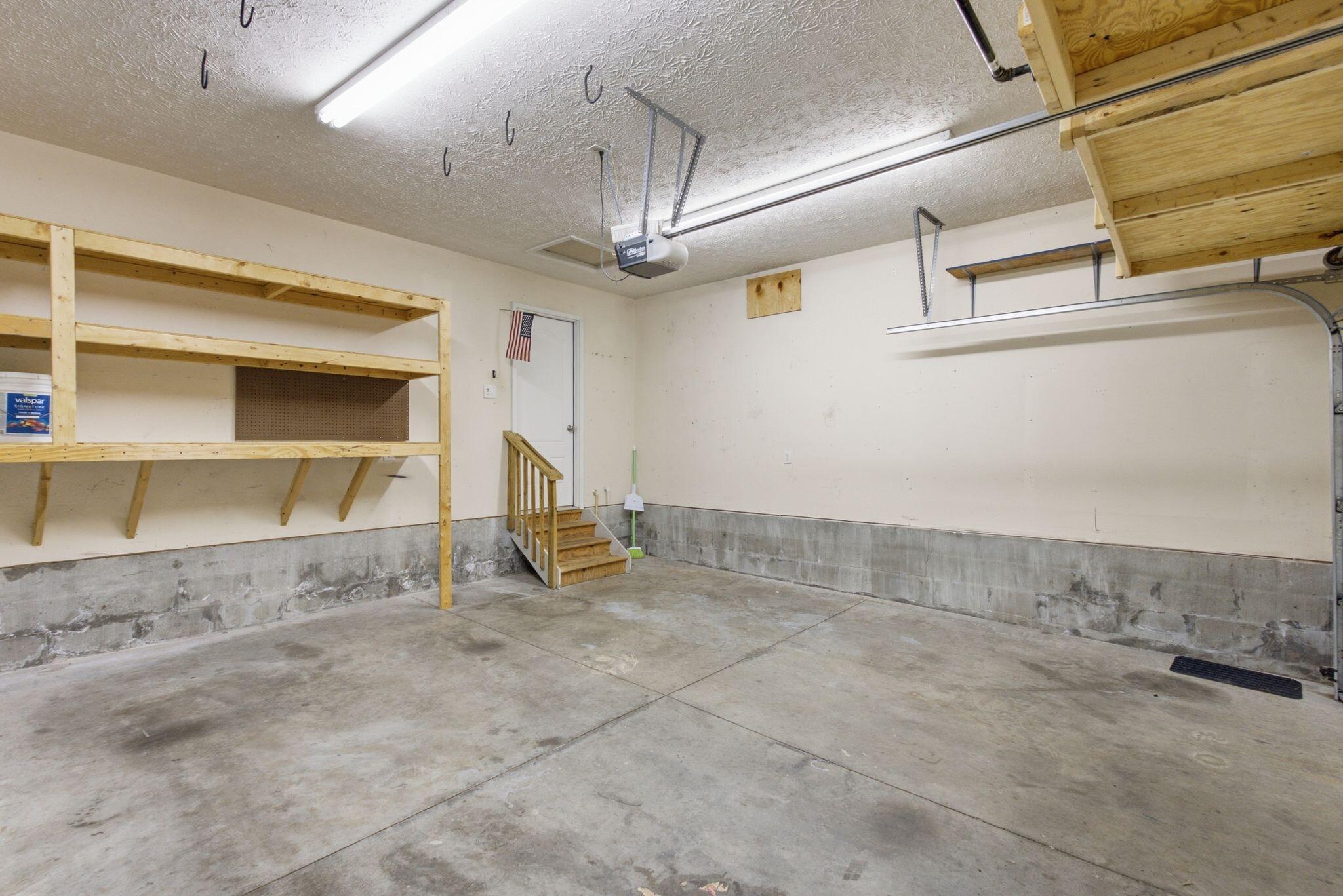 206 Skyline Drive Property Photo 33