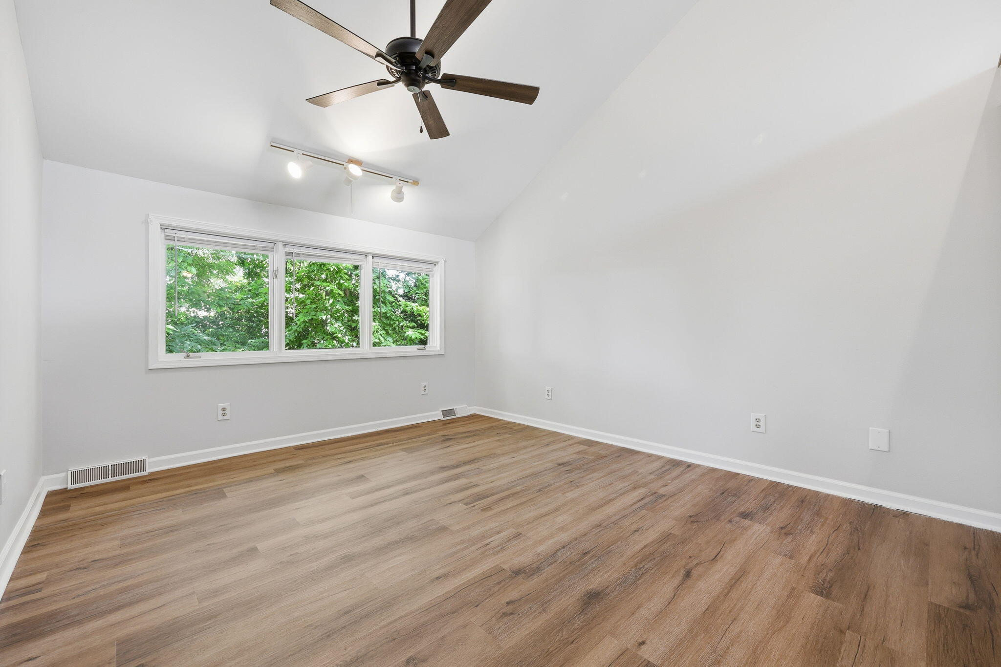 3501 Windgate Way Property Photo 13