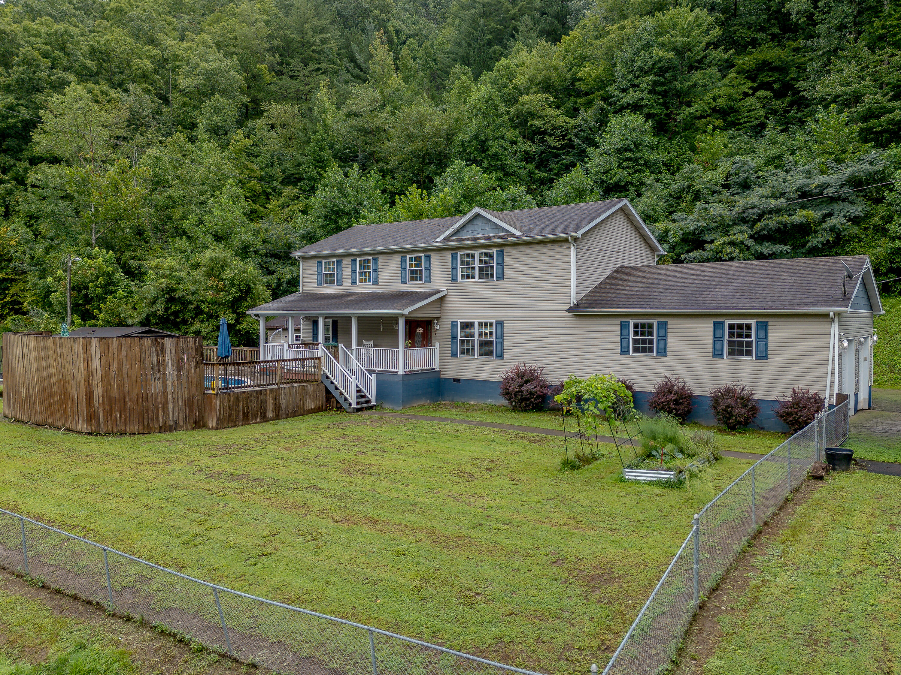3780 River Front Road Property Photo 2