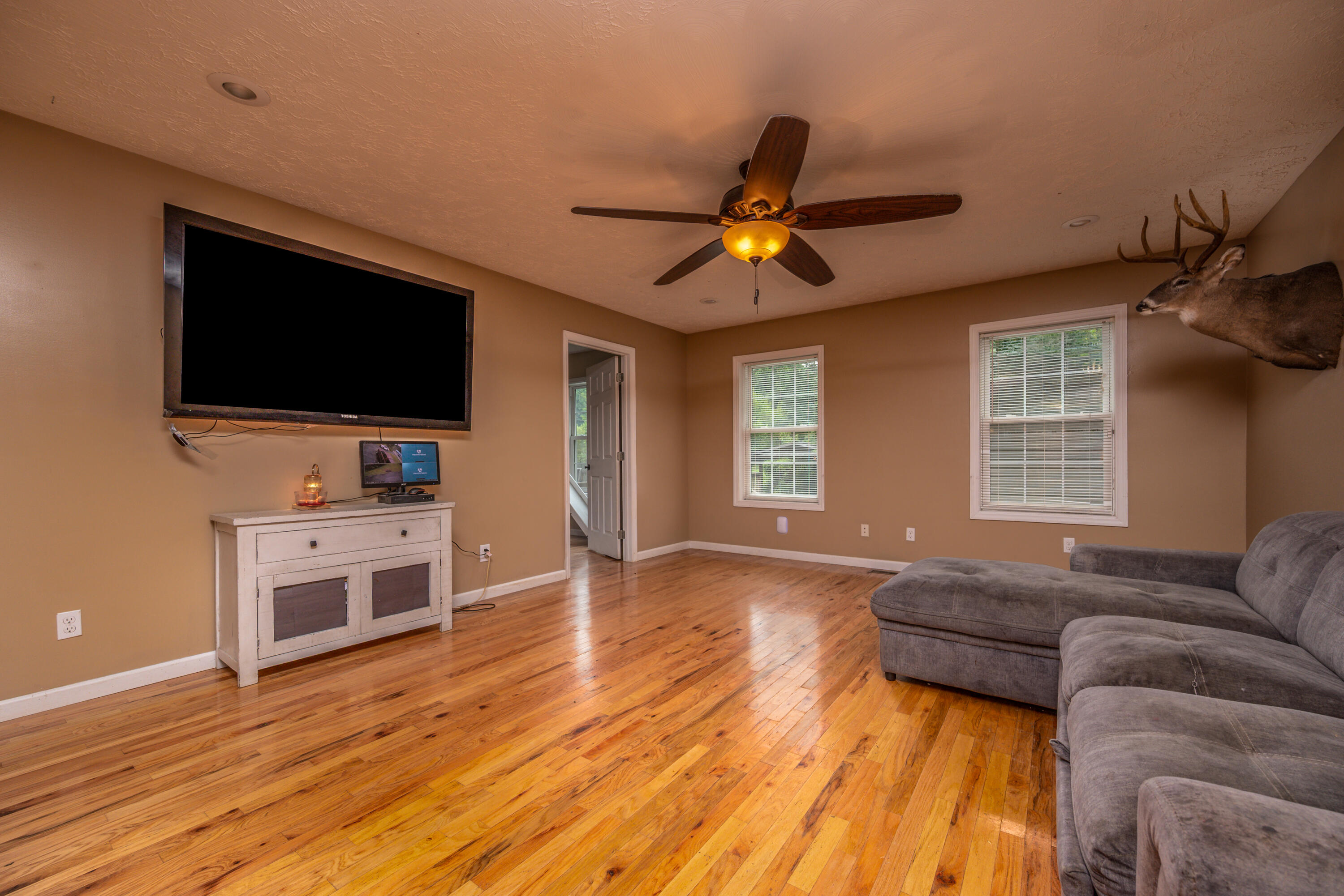 3780 River Front Road Property Photo 10
